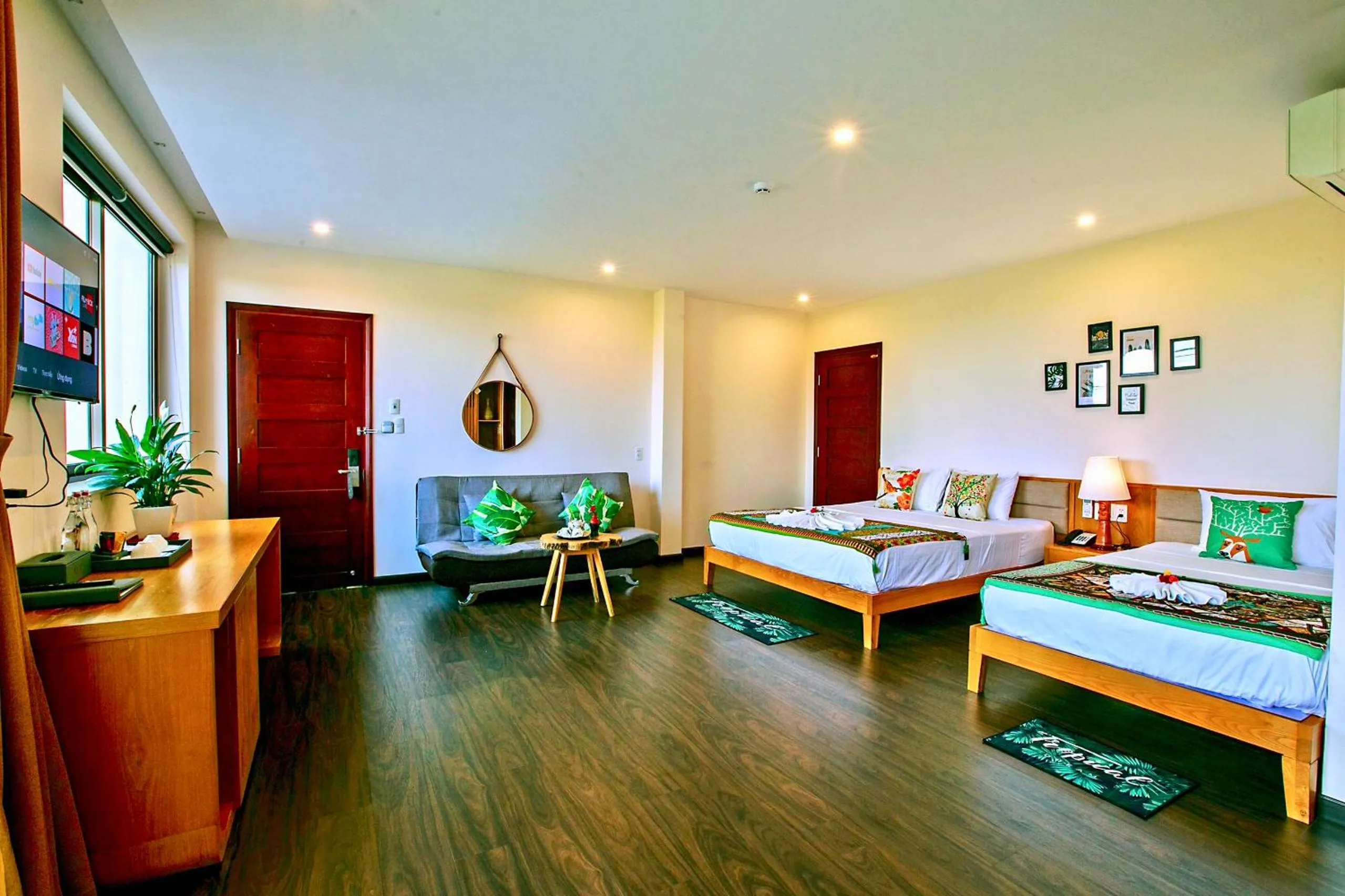 Bed in Silk and Sea Hotel