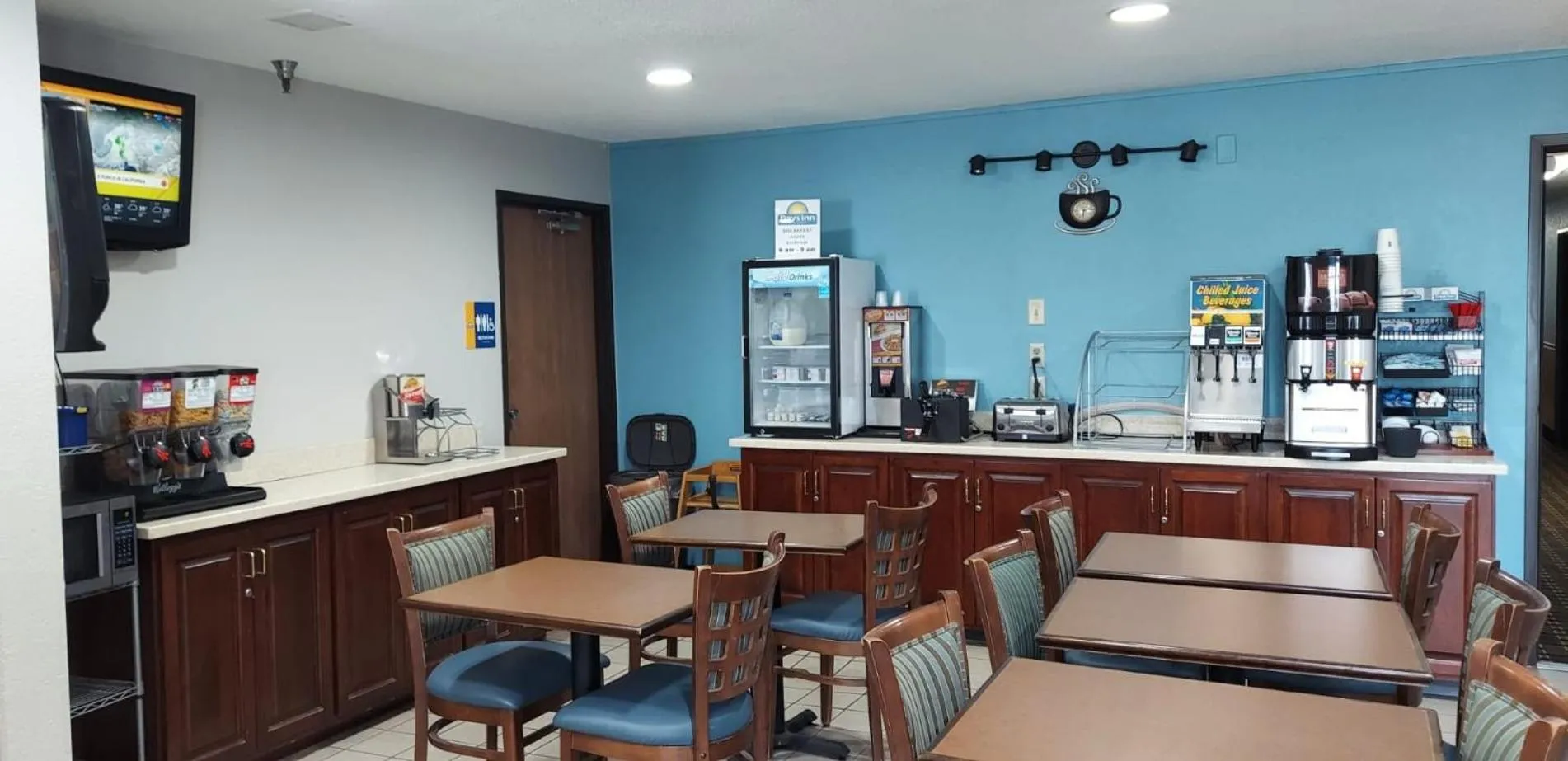 Breakfast in Days Inn by Wyndham Willmar