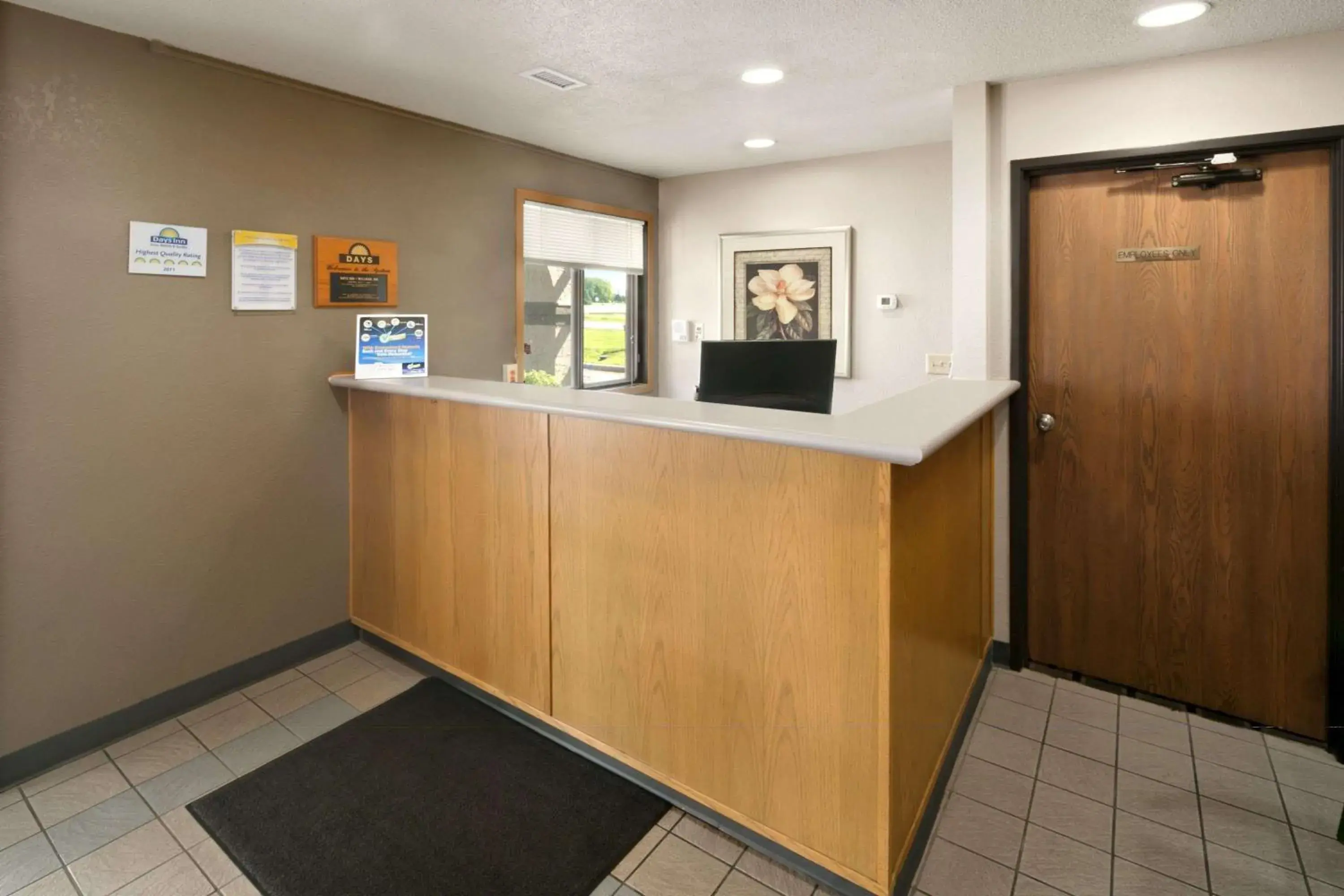 Lobby or reception in Days Inn by Wyndham Willmar Lobby or reception in Days Inn by Wyndham Willmar