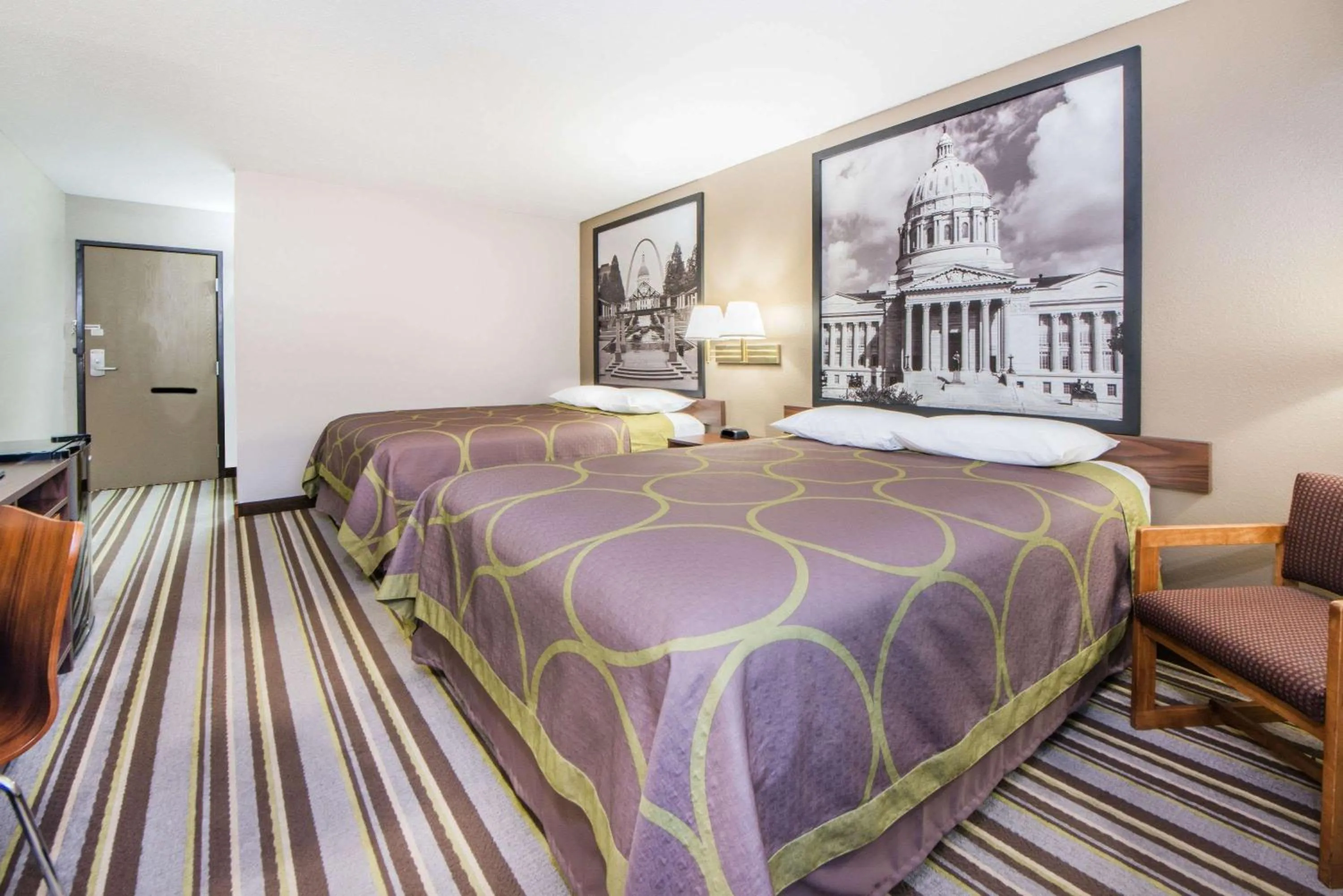 On site, Bed in Super 8 by Wyndham Nevada