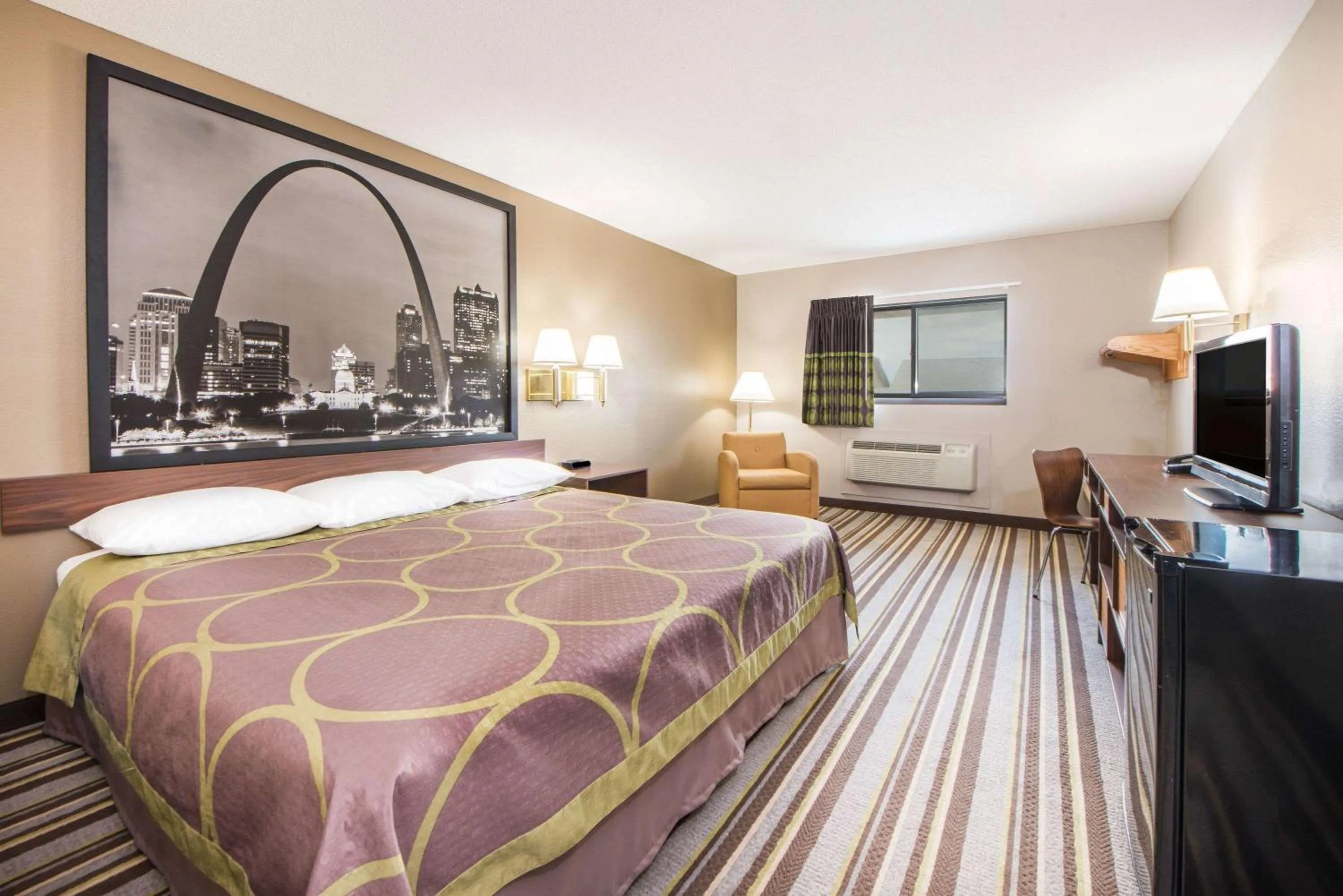 On site, Bed in Super 8 by Wyndham Nevada