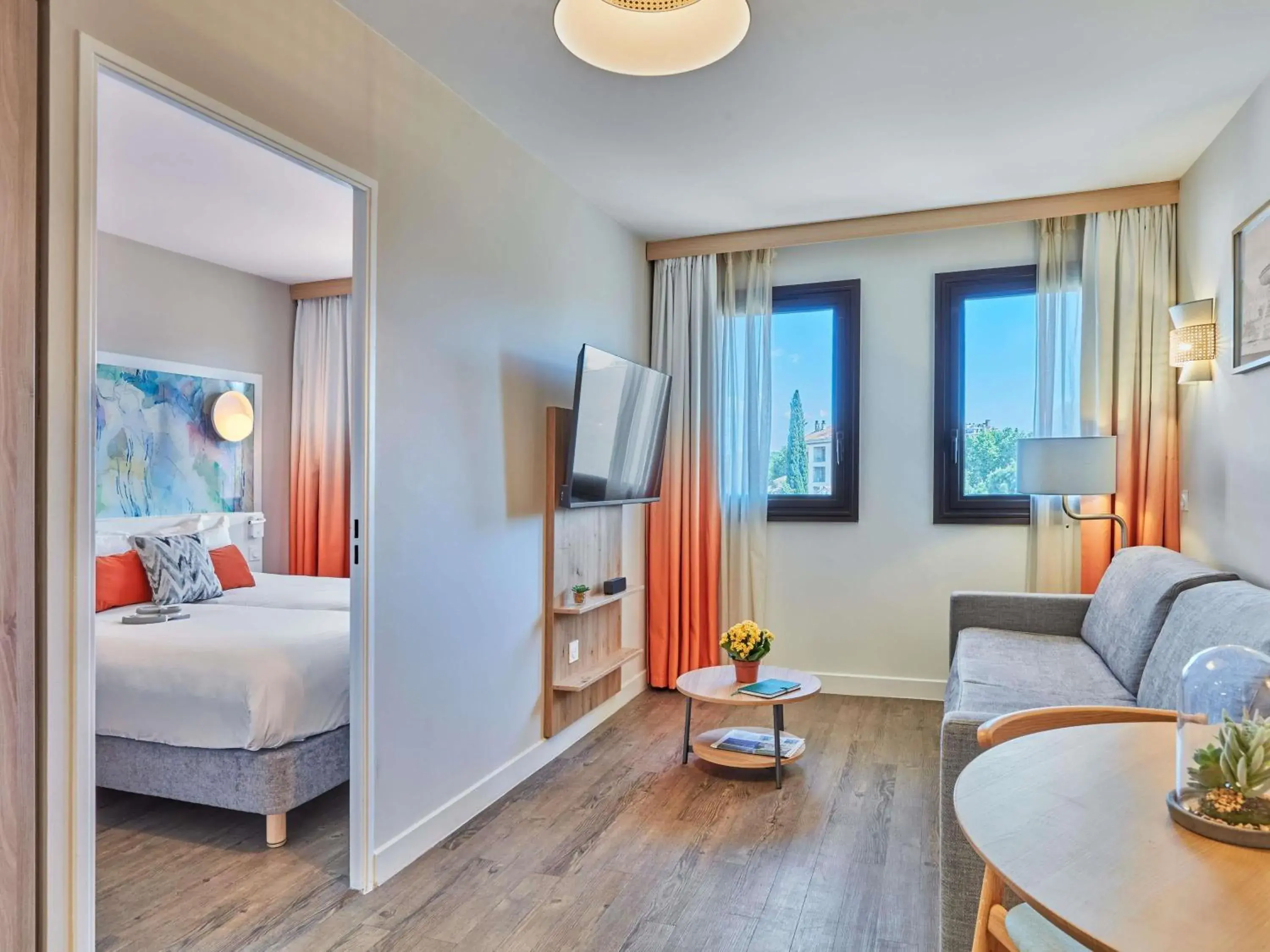 Superior Apartment with Balcony in Aparthotel Adagio Aix-en-Provence Centre Superior Apartment with Balcony in Aparthotel Adagio Aix-en-Provence Centre