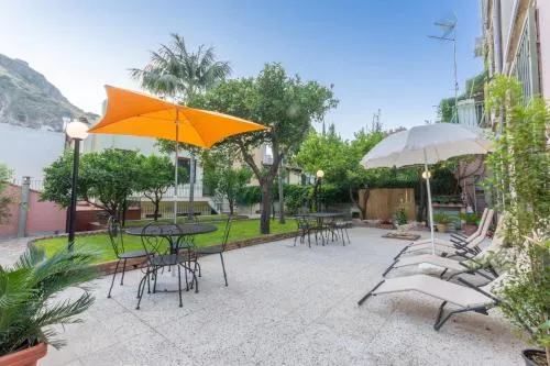 Villa Valverde Apartments e B&B