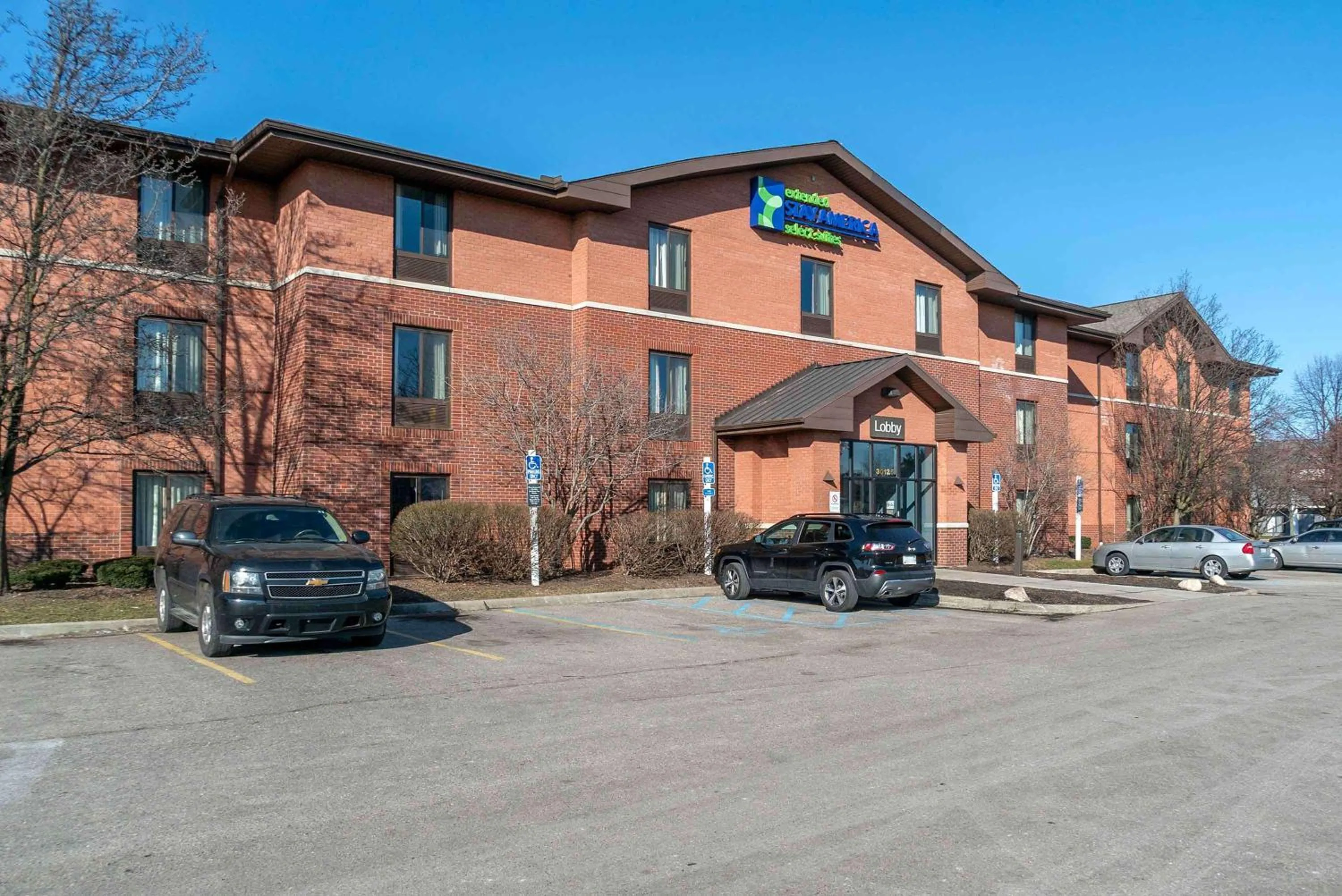 Property building in Extended Stay America Select Suites - Detroit - Warren