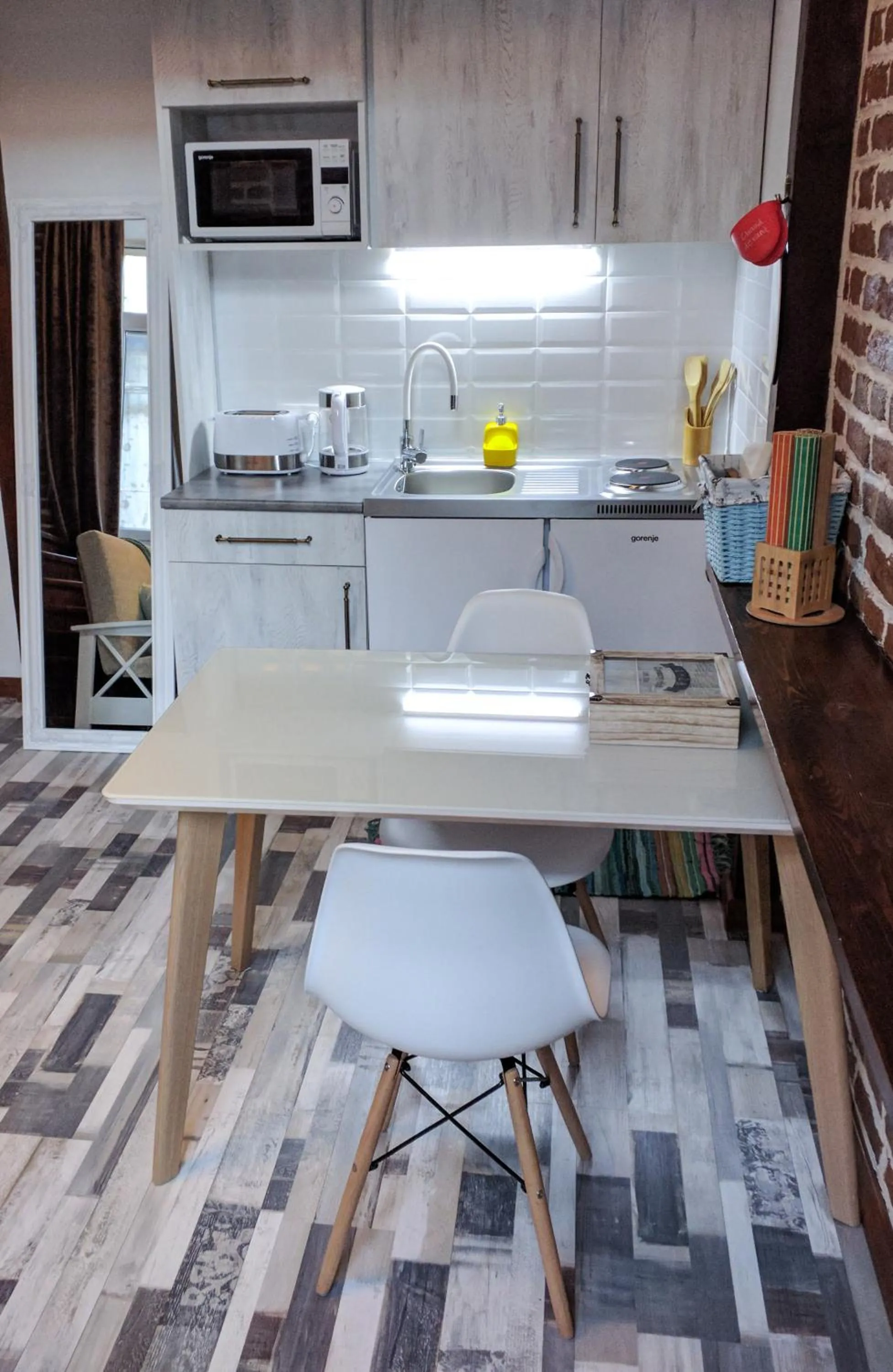 Kitchen or kitchenette in Cozy Studios on Freedom Square