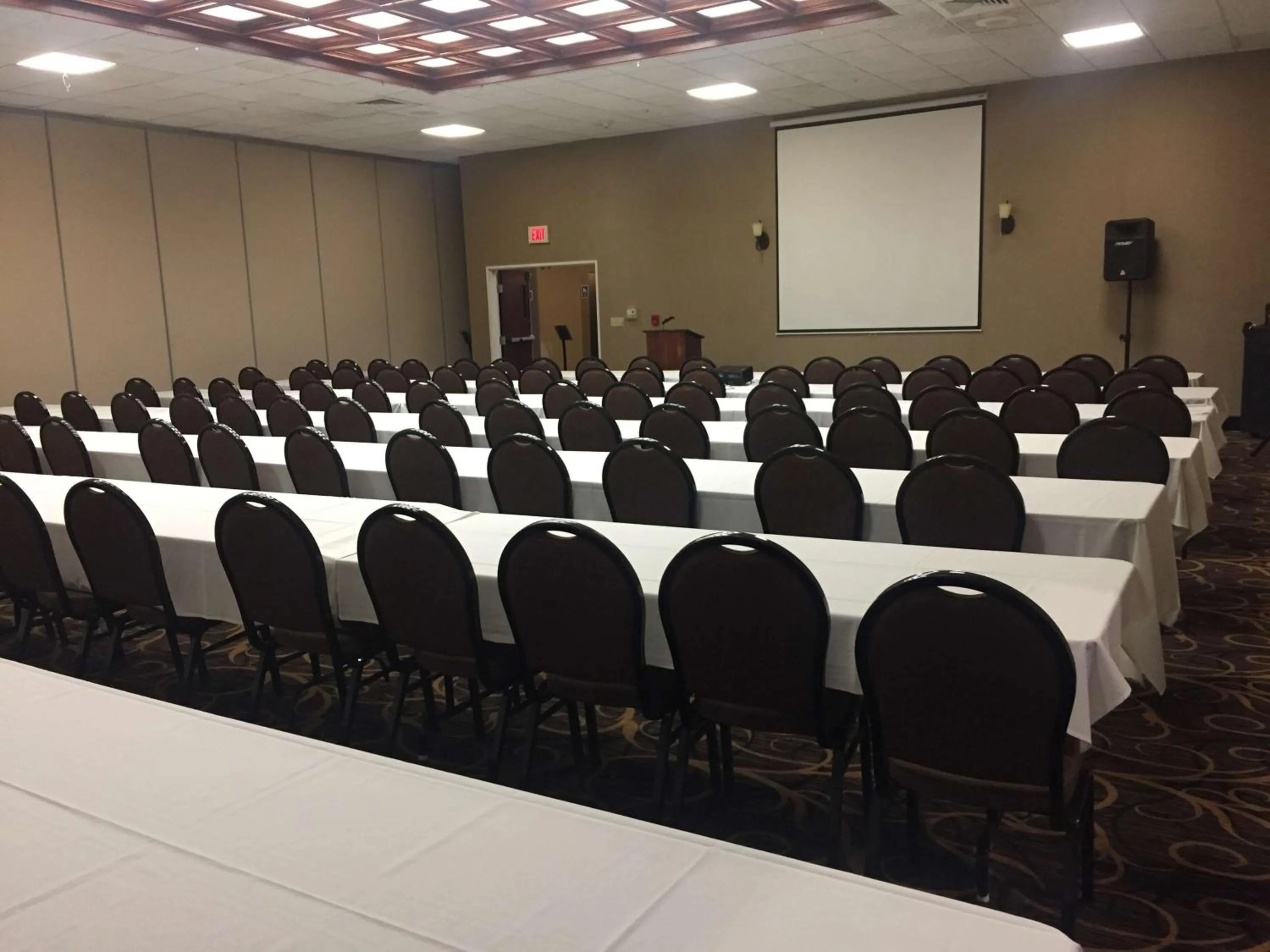 Restaurant/places to eat in Best Western Plus Brandywine Inn & Suites