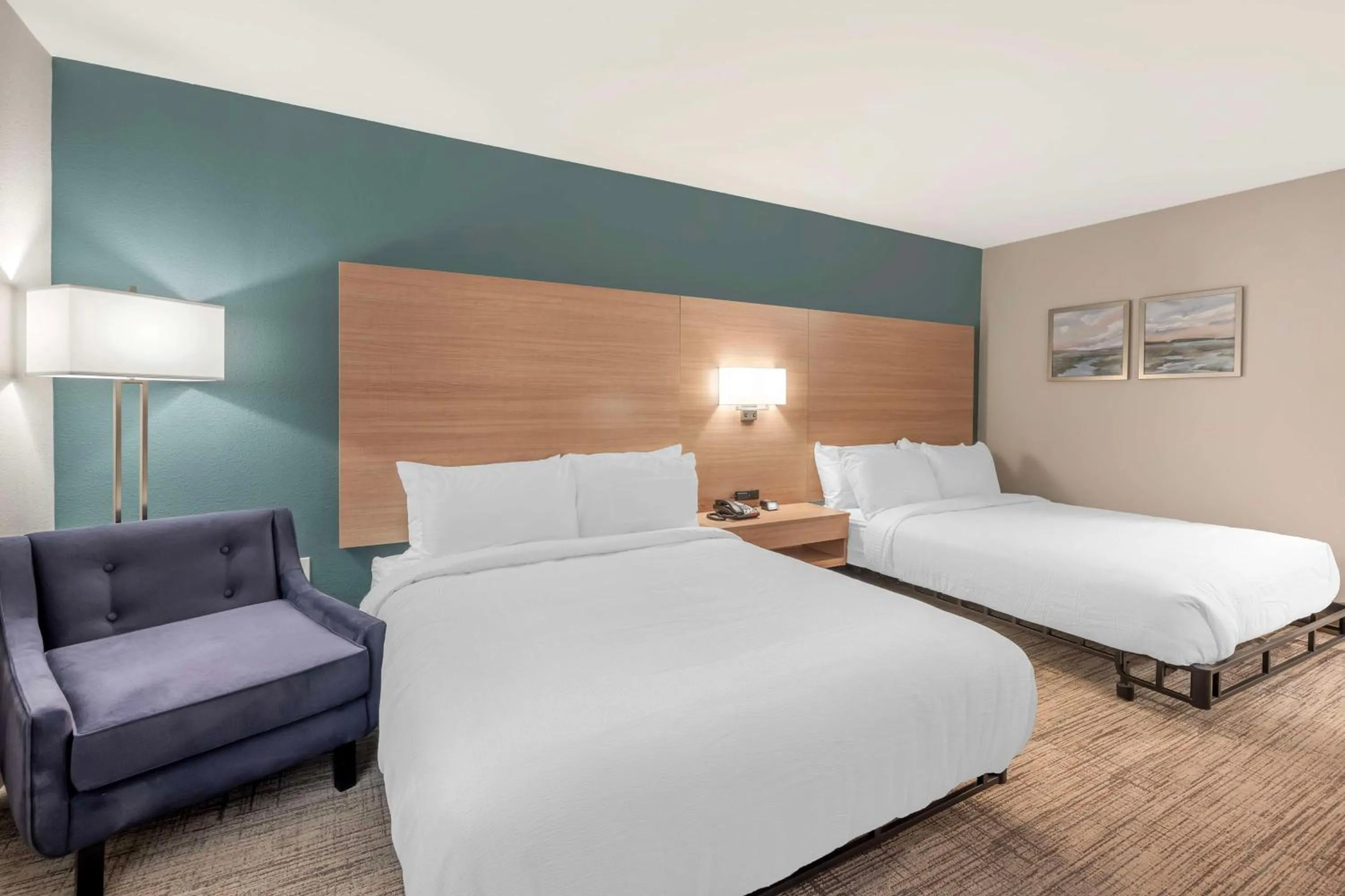 Bedroom, Bed in Best Western River Cities