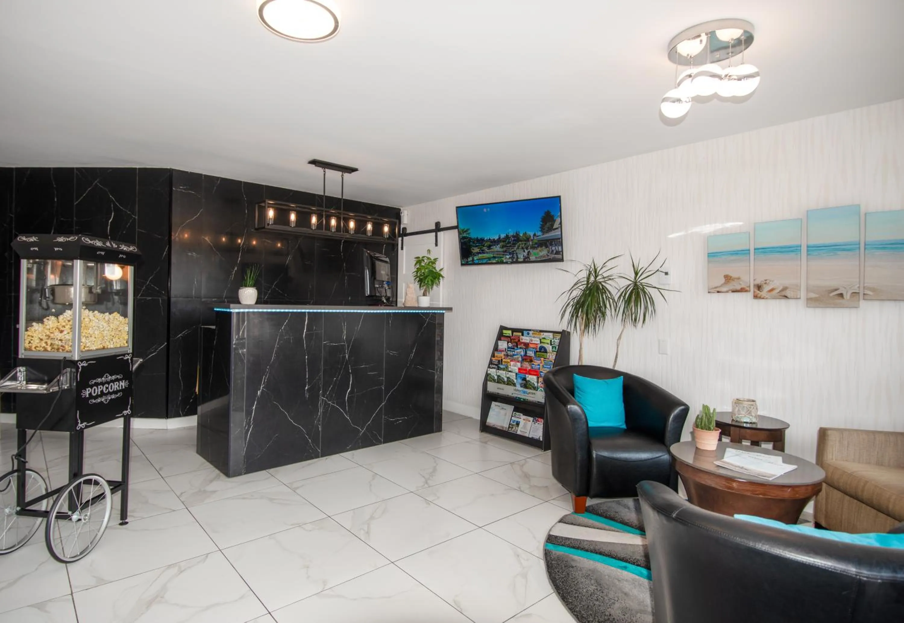 Lobby or reception in The Tide's Inn