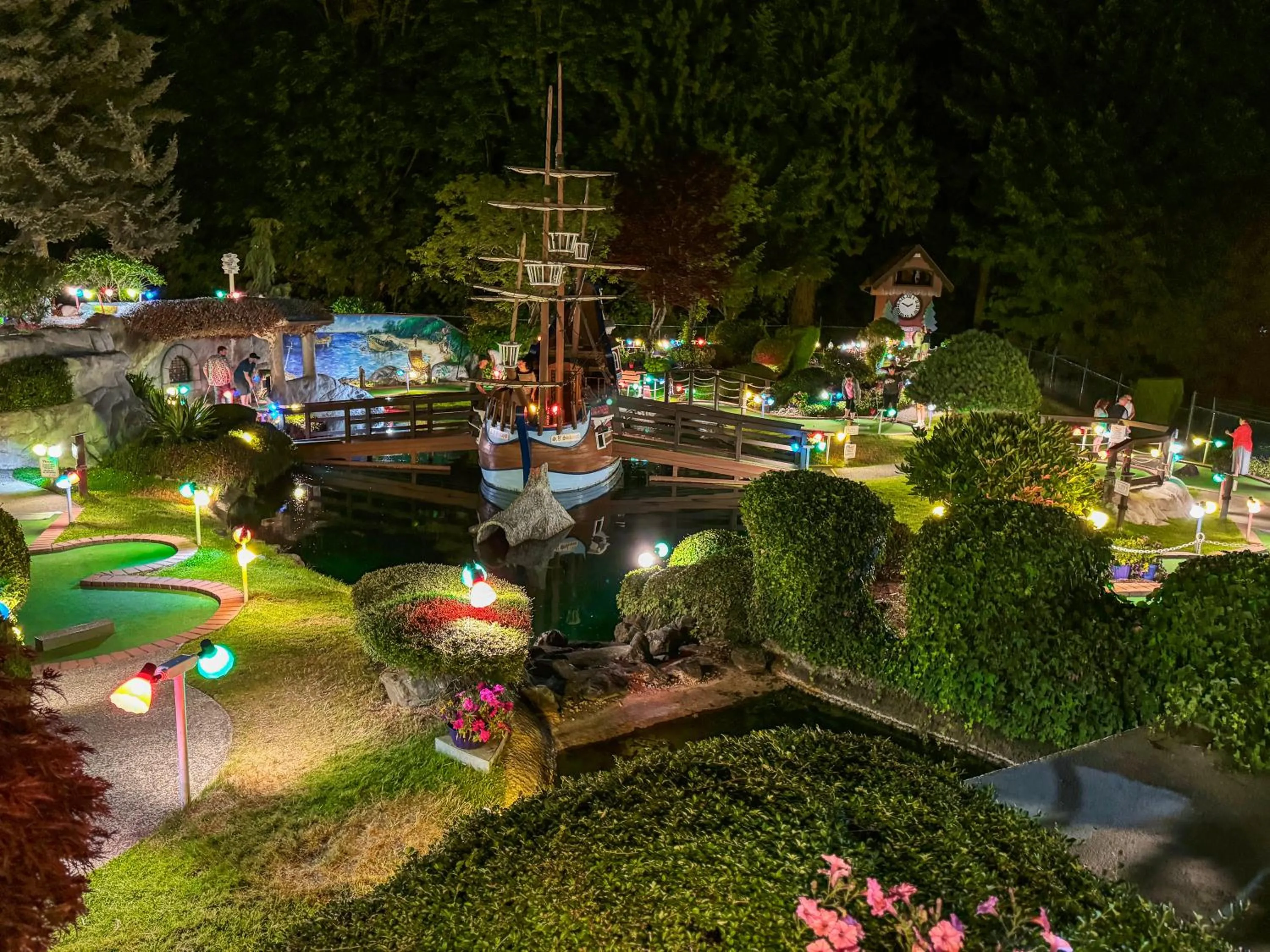 Game Room in The Tide's Inn