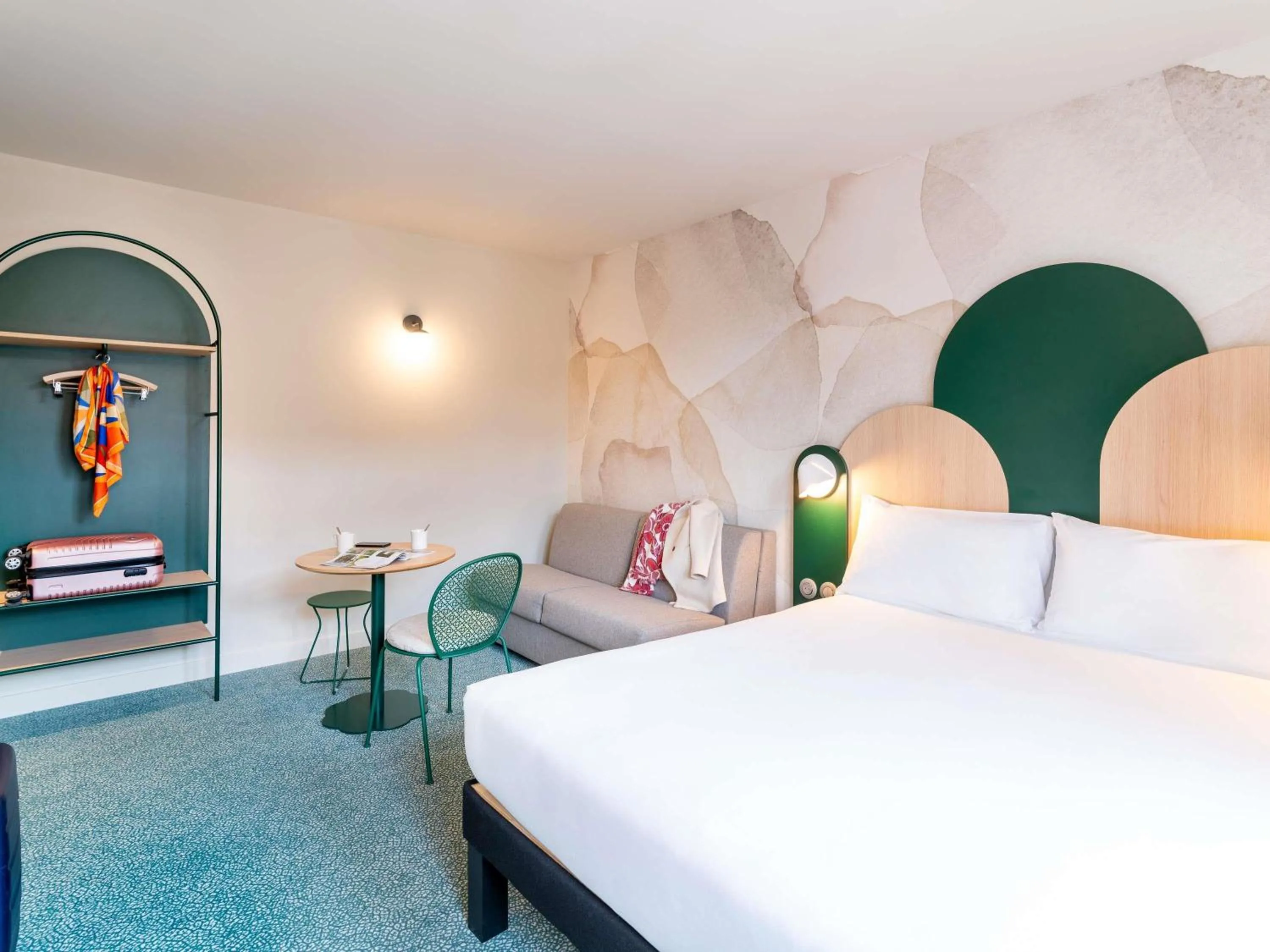 Bedroom, Bed in Ibis Styles Strasbourg Centre République