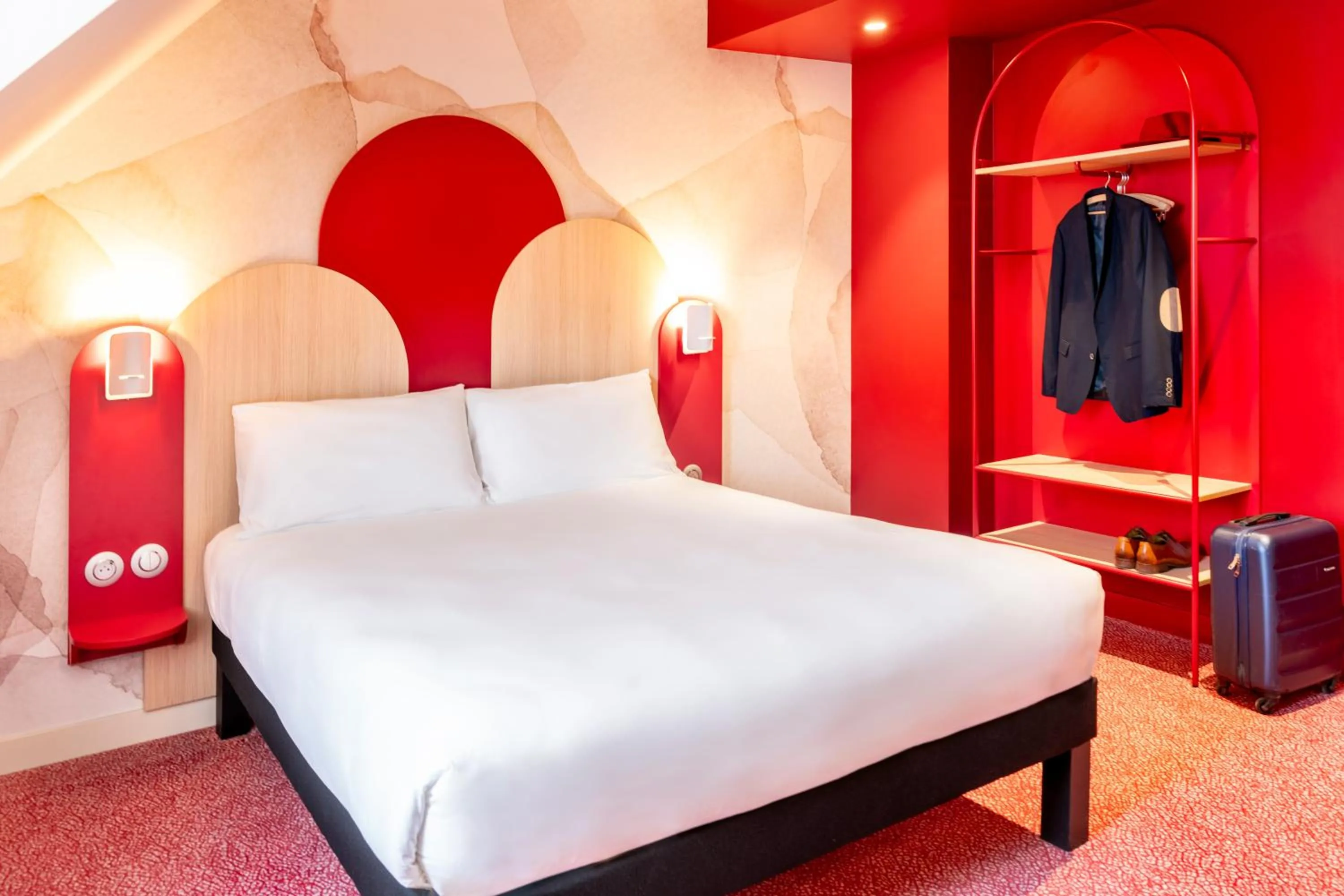 Bed in Ibis Styles Strasbourg Centre République