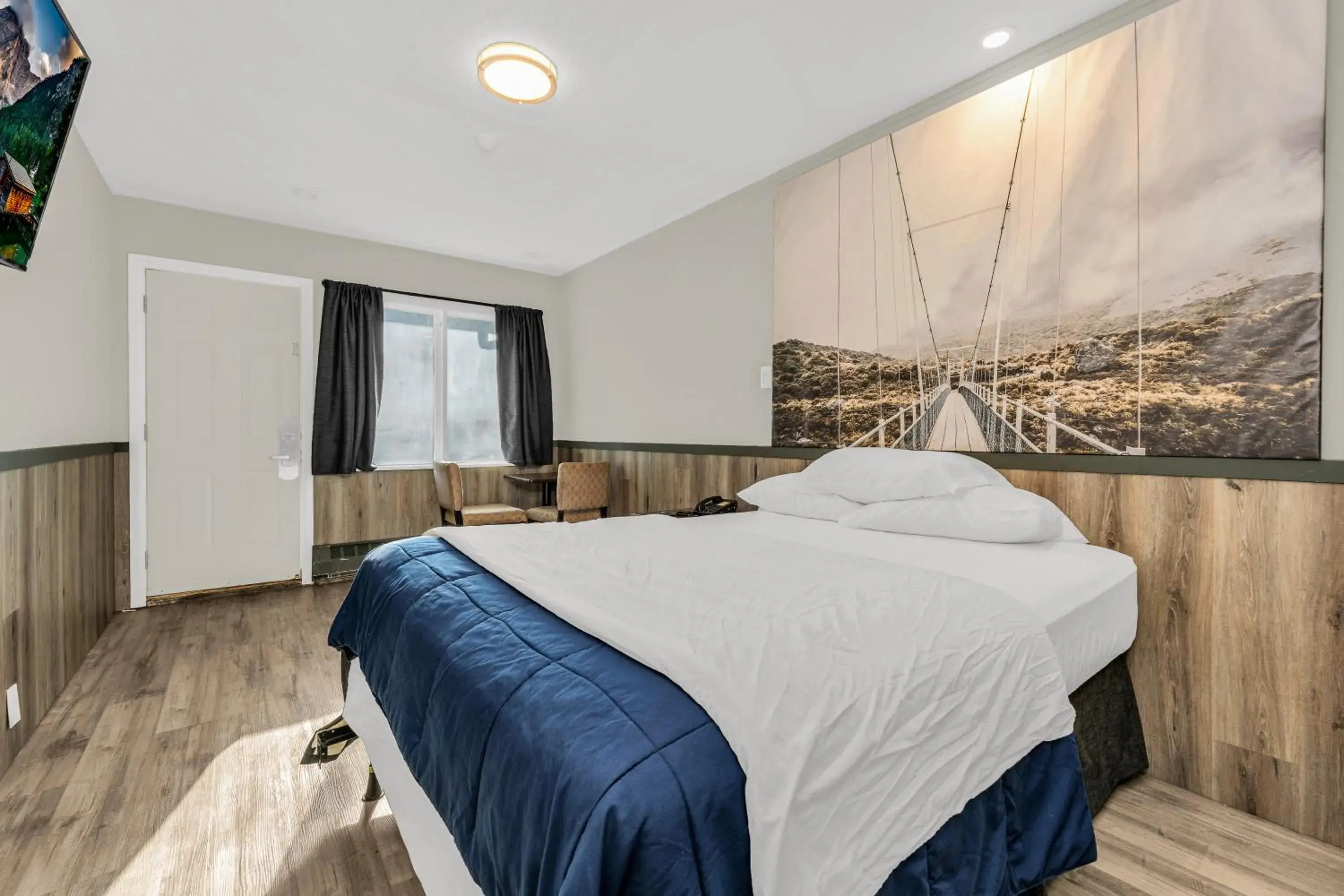 Queen Room - Non-Smoking in Park Motel Queen Room - Non-Smoking in Park Motel