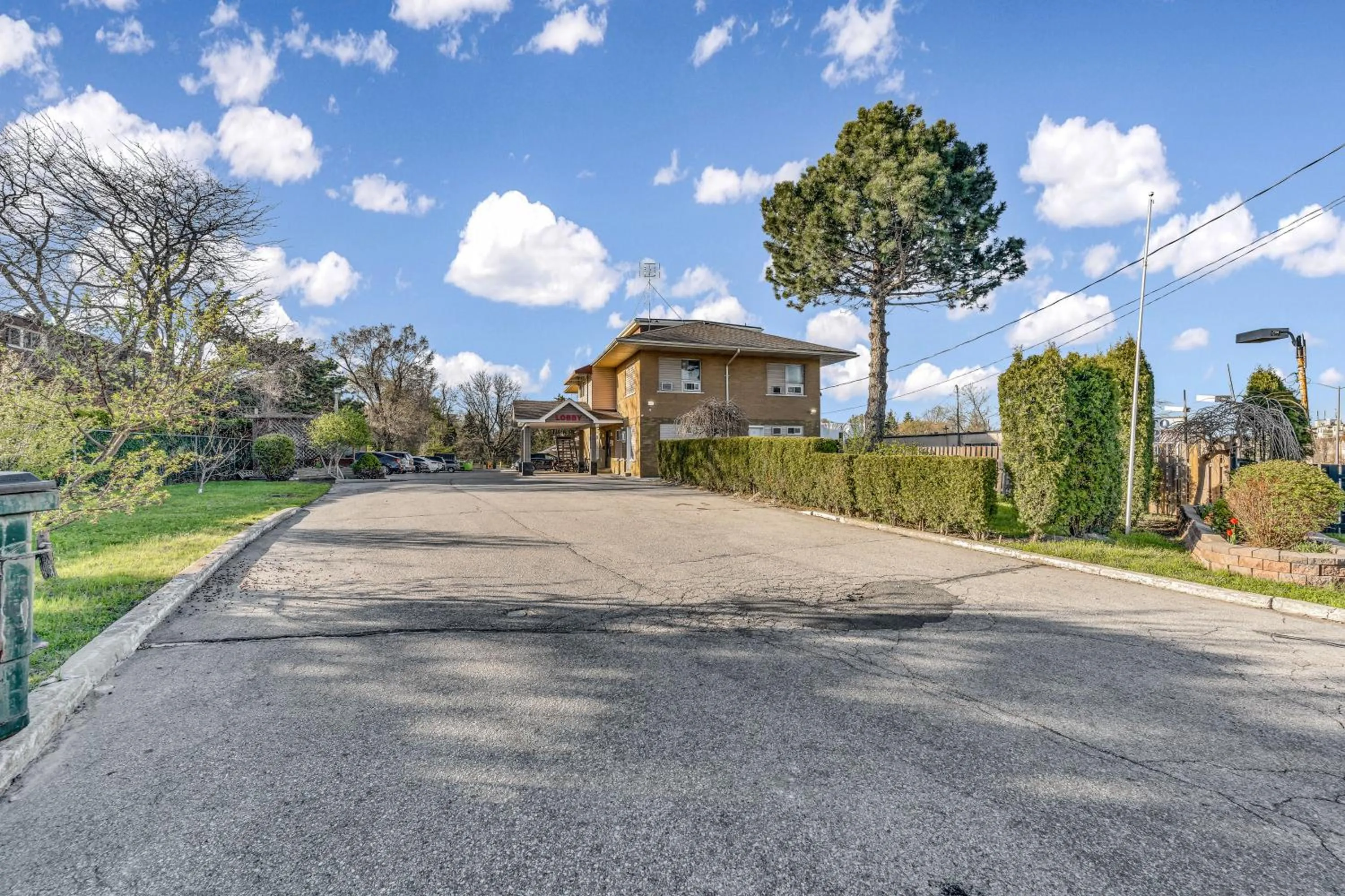 Property building in Park Motel