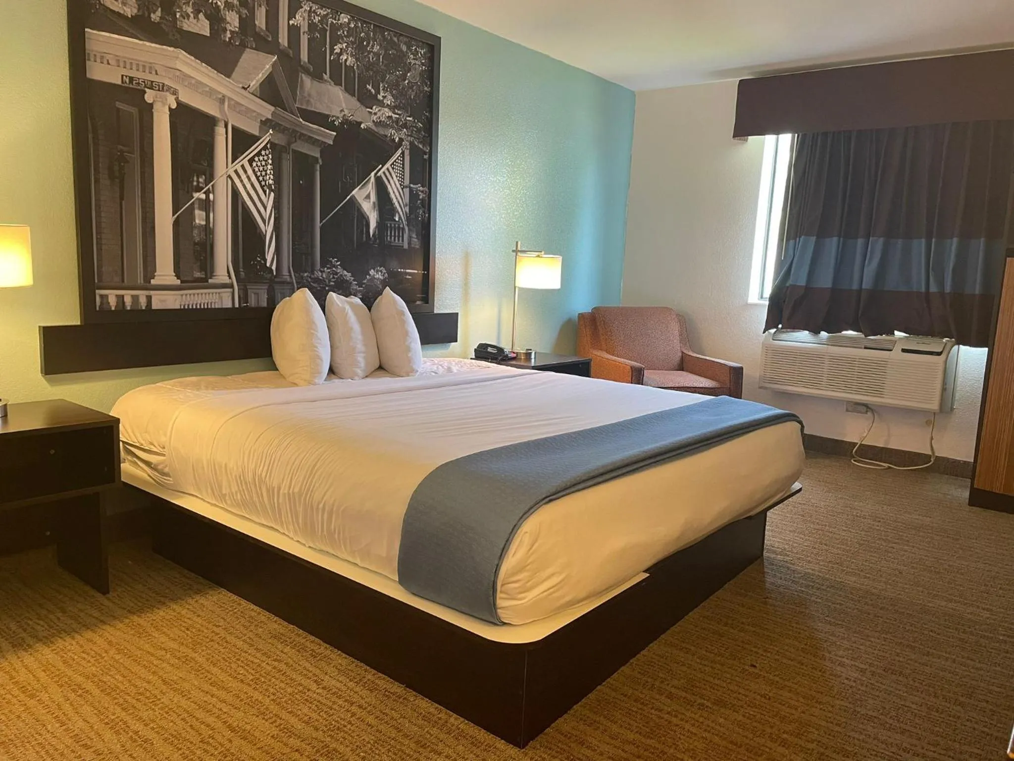 Bed in Super 8 by Wyndham Lynchburg VA