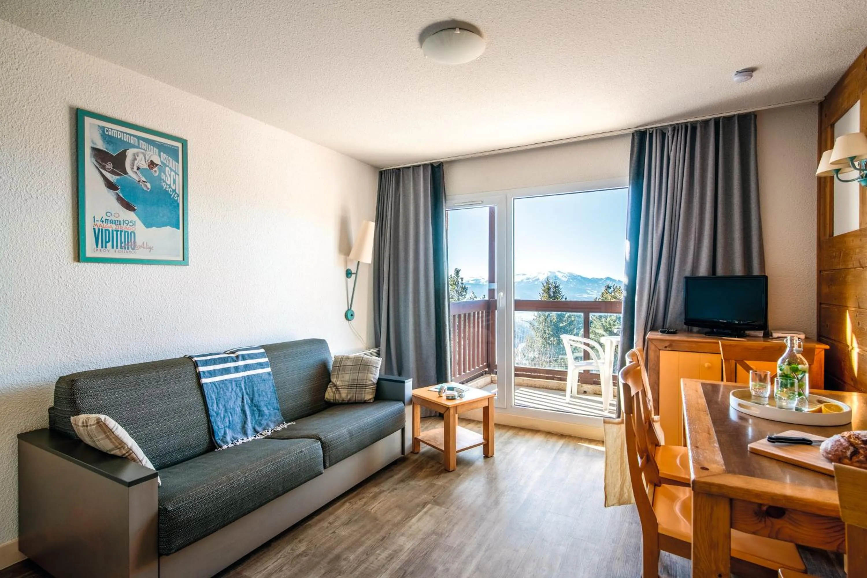 Communal lounge/ TV room in Résidence Pierre & Vacances Le Pédrou