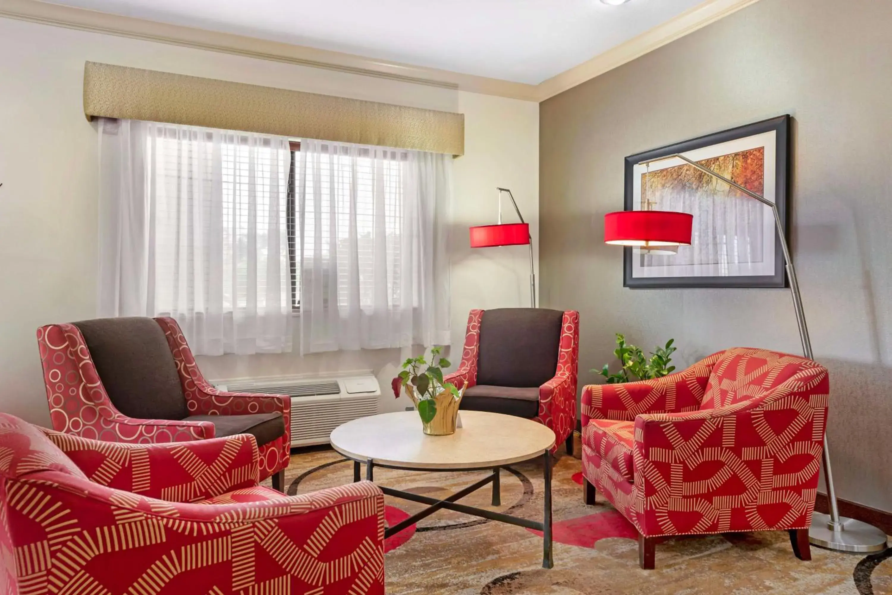 Lobby or reception in Best Western Plus Eagleridge Inn & Suites Lobby or reception in Best Western Plus Eagleridge Inn & Suites