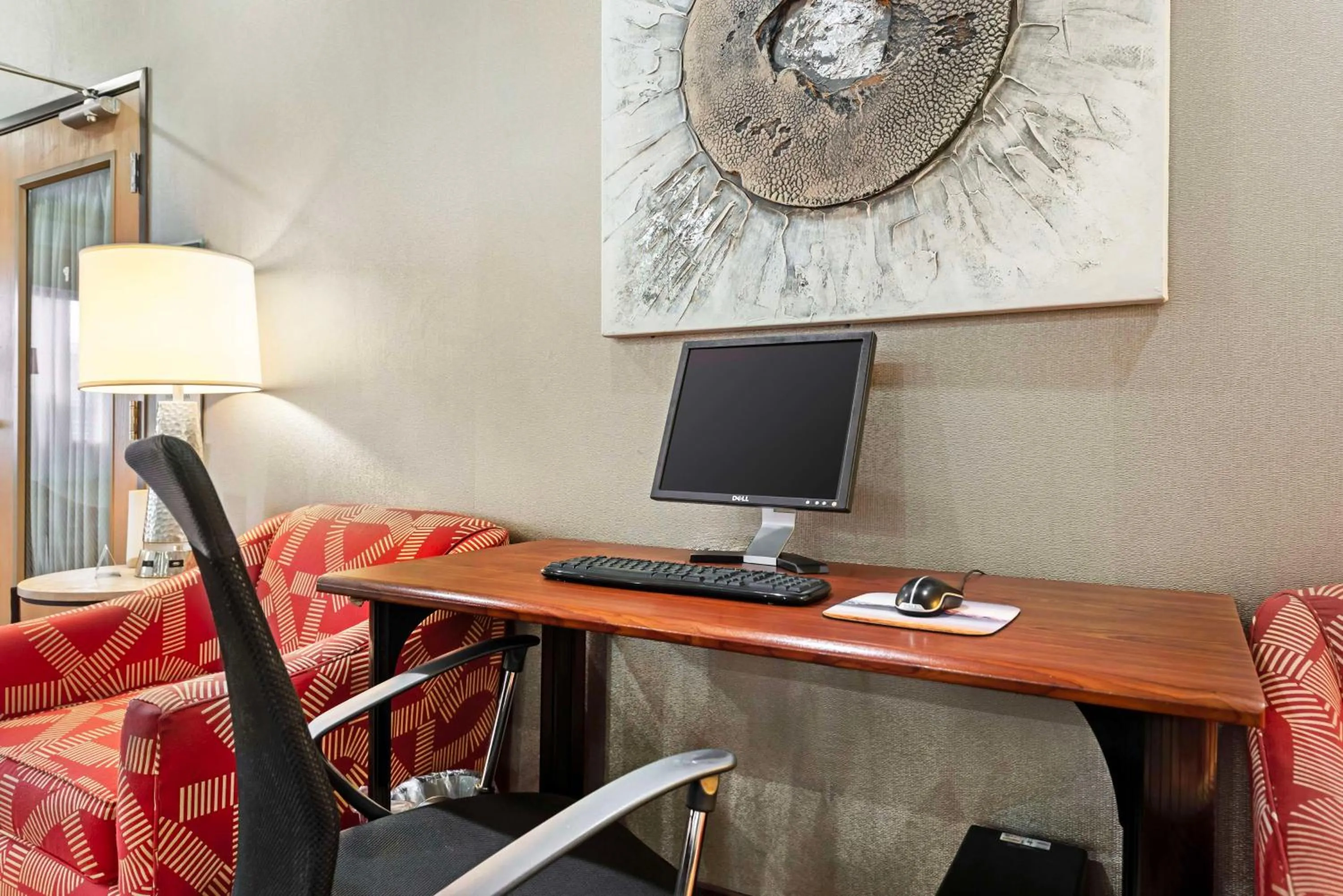 Business facilities in Best Western Plus Eagleridge Inn & Suites