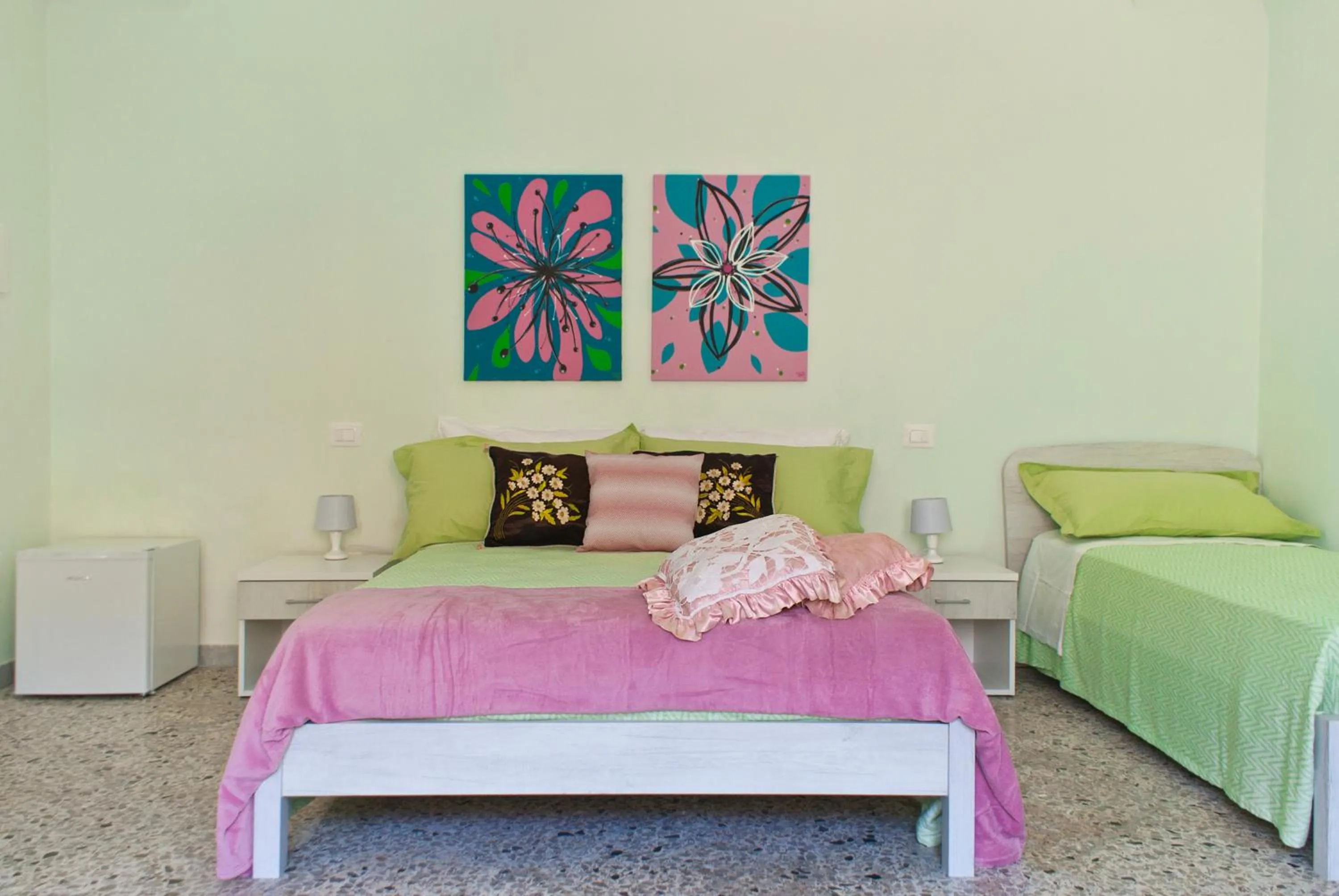 Day, Bed in B&B Mamma Carolina