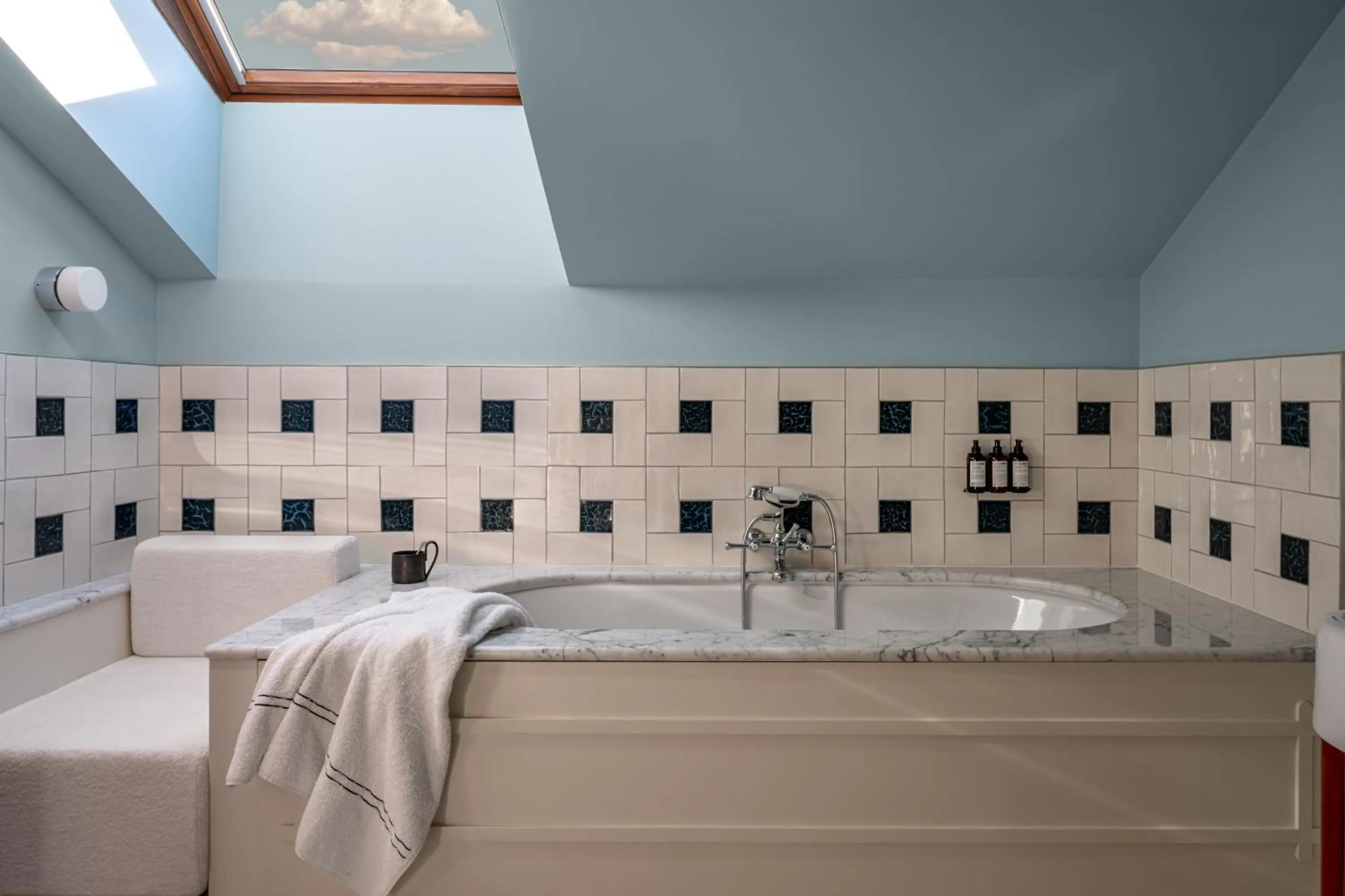 Bathroom, Bed in Experimental Chalet Val d'Isère