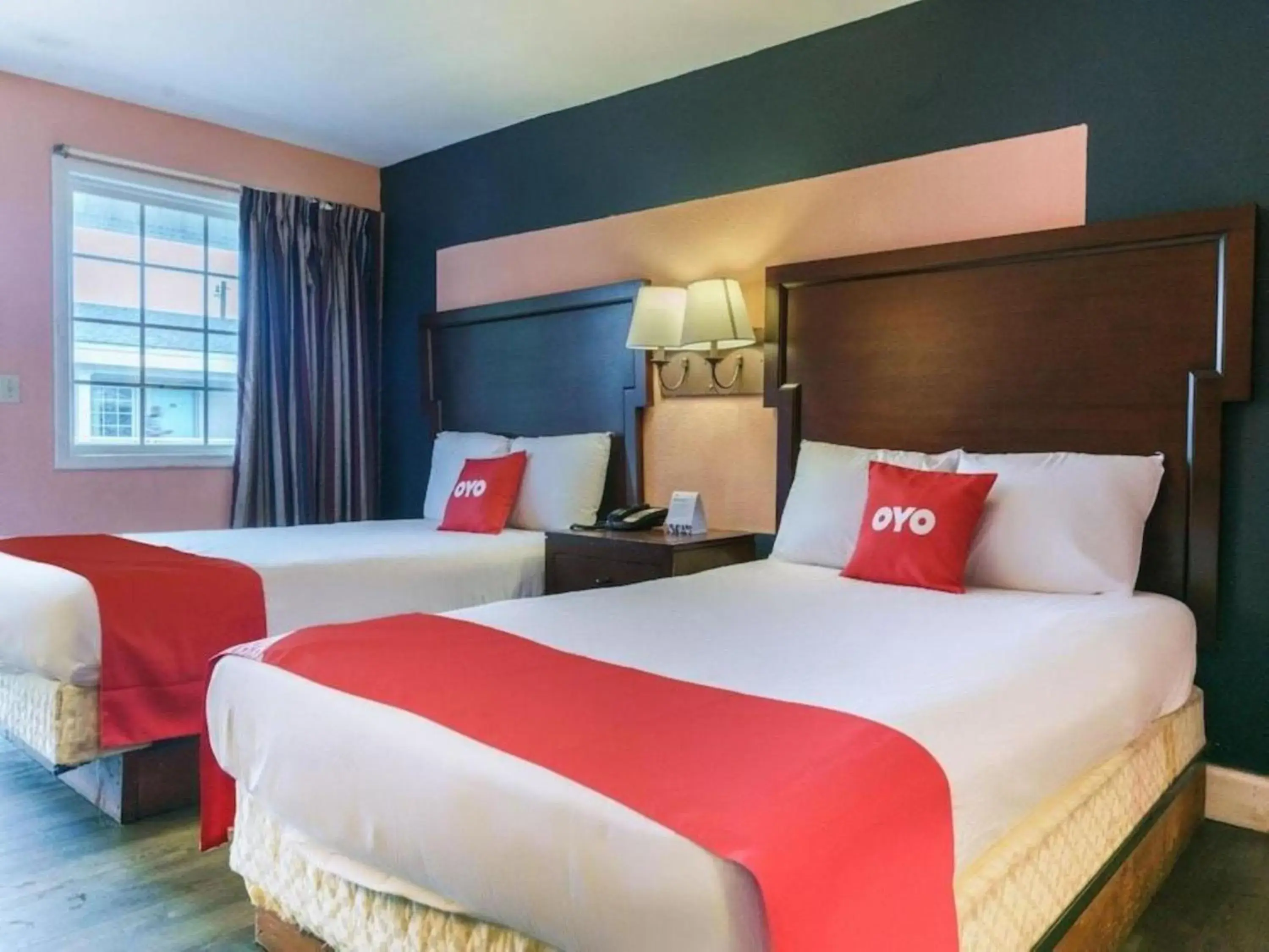 2 Full Bed in OYO Hotel Myrtle Beach Kings Hwy 2 Full Bed in OYO Hotel Myrtle Beach Kings Hwy