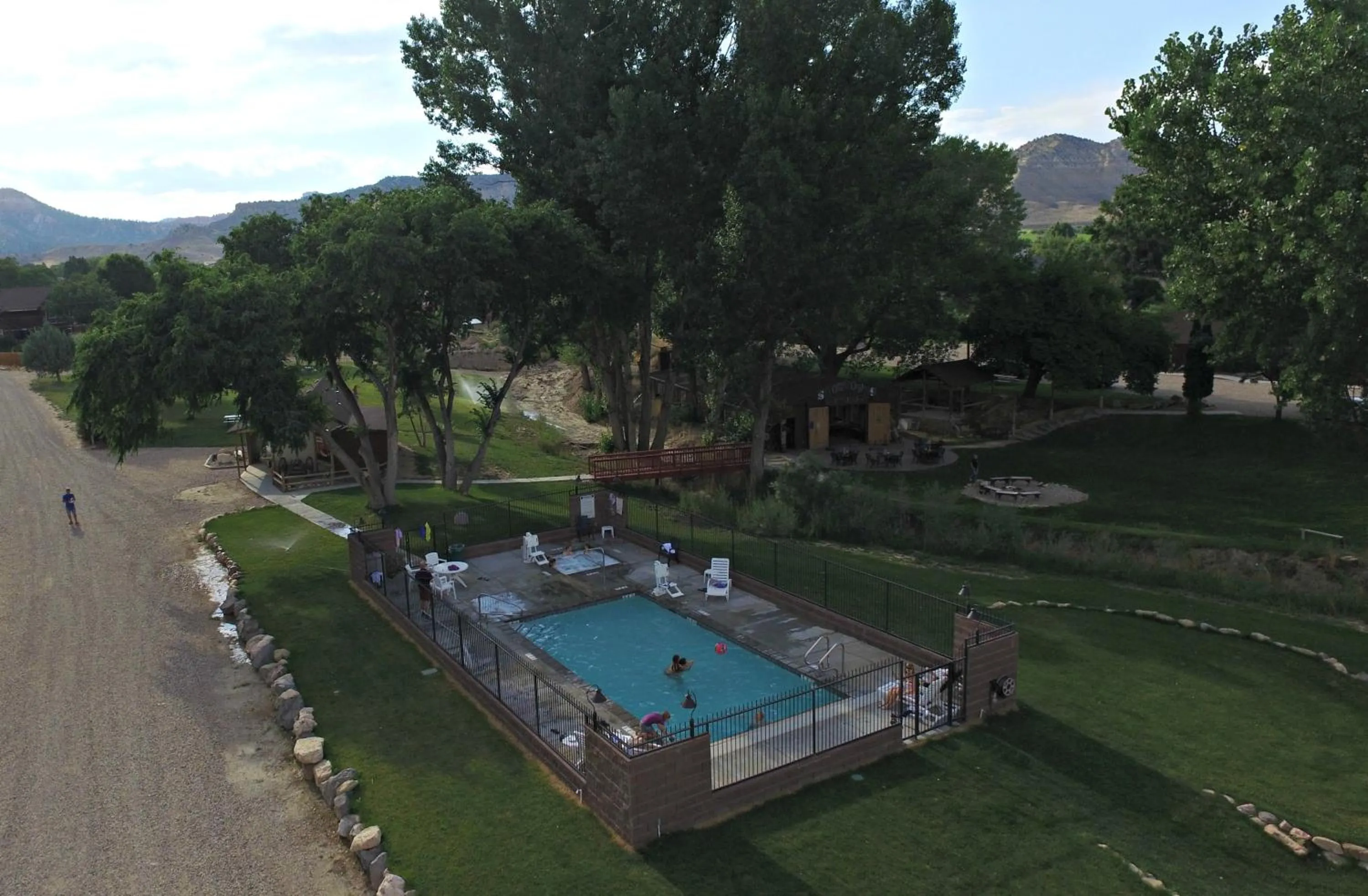 Swimming pool in Bryce Pioneer Village