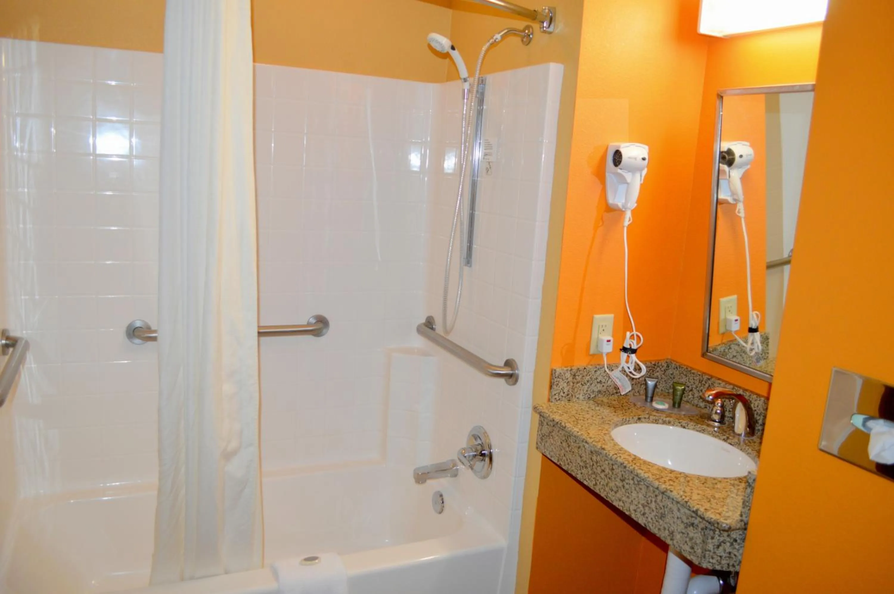 Bathroom in Microtel Inn and Suites by Wyndham Rawlins