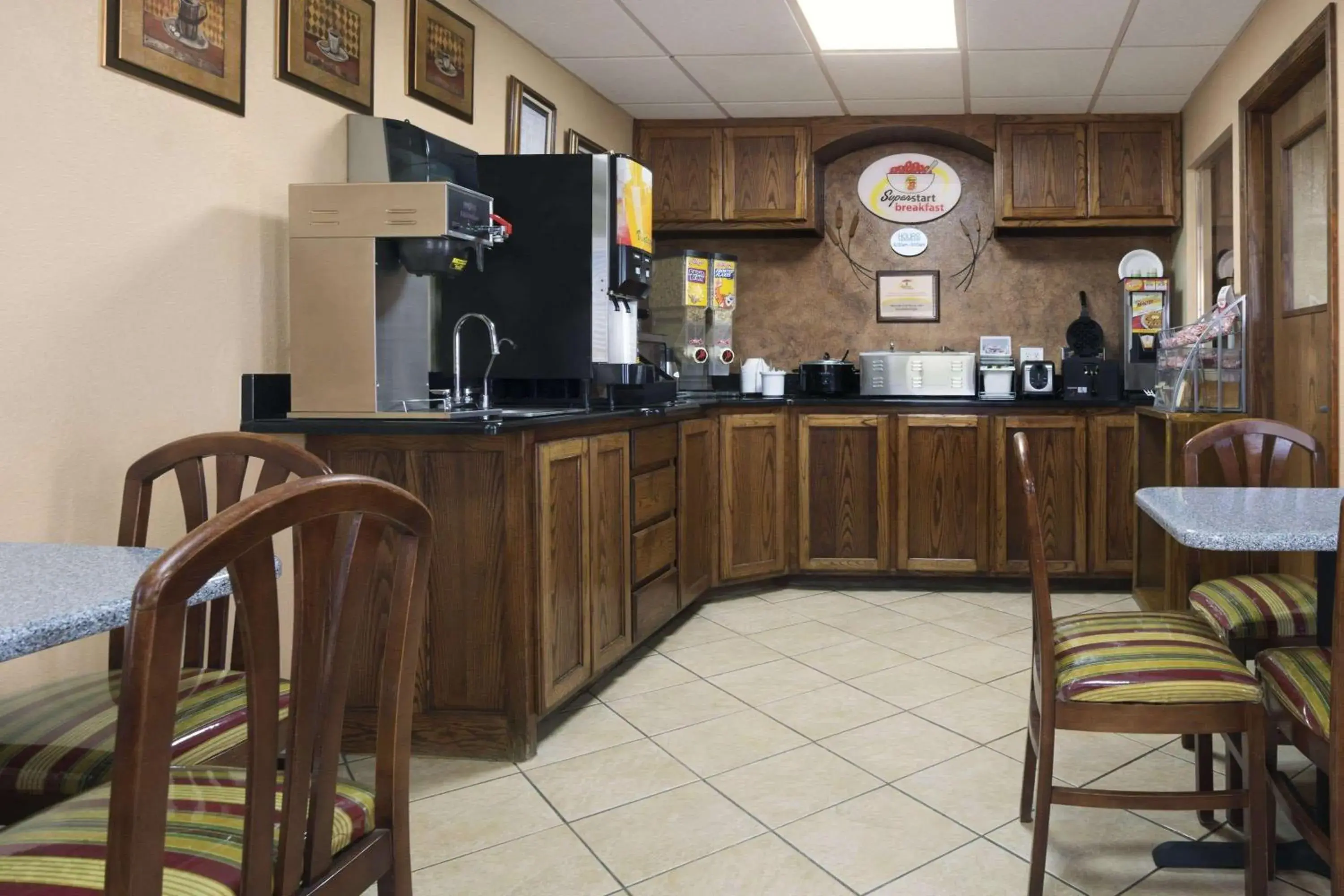 Restaurant/places to eat in Super 8 by Wyndham Amarillo Restaurant/places to eat in Super 8 by Wyndham Amarillo