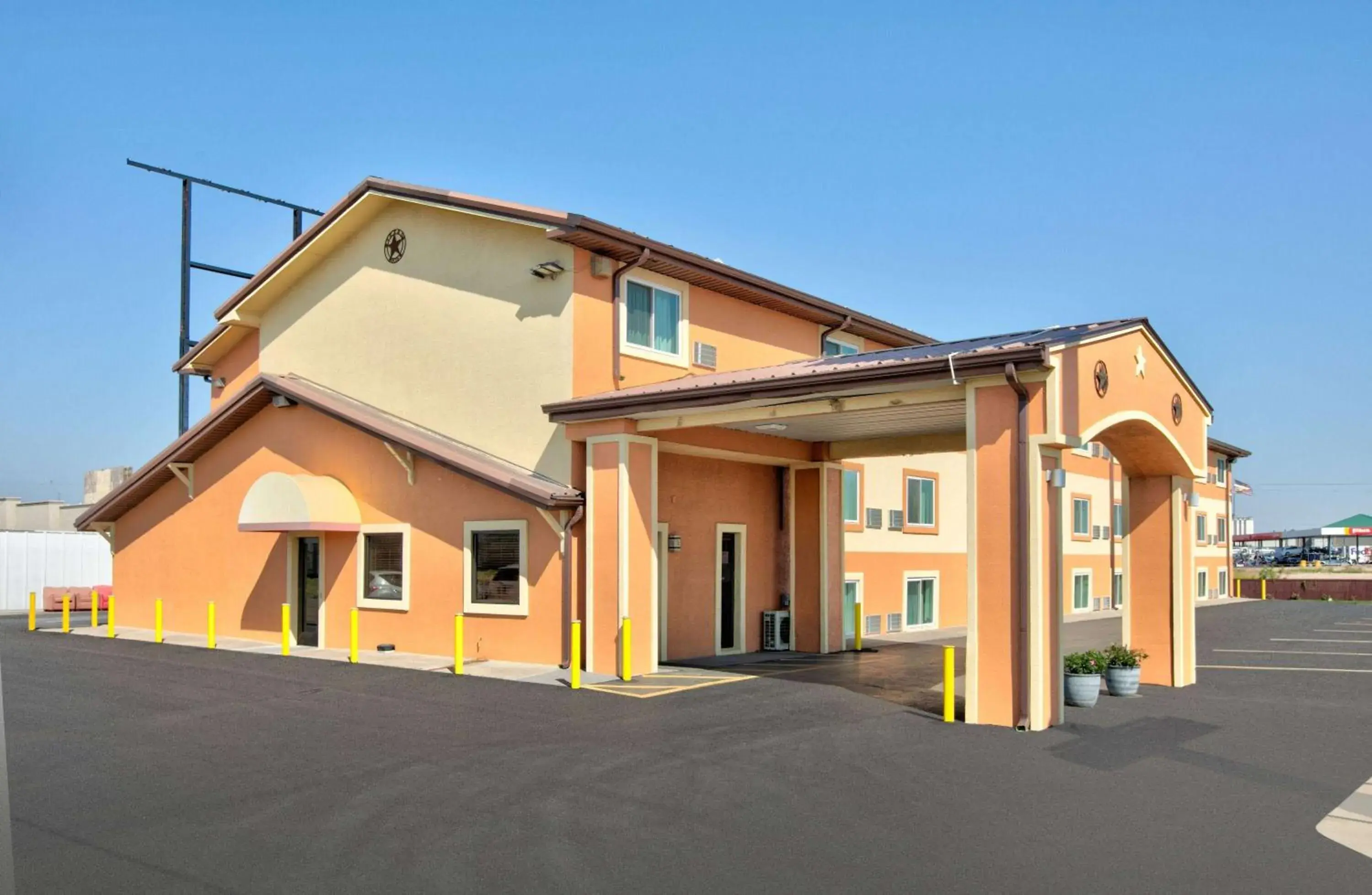 Property building in Super 8 by Wyndham Amarillo Property building in Super 8 by Wyndham Amarillo