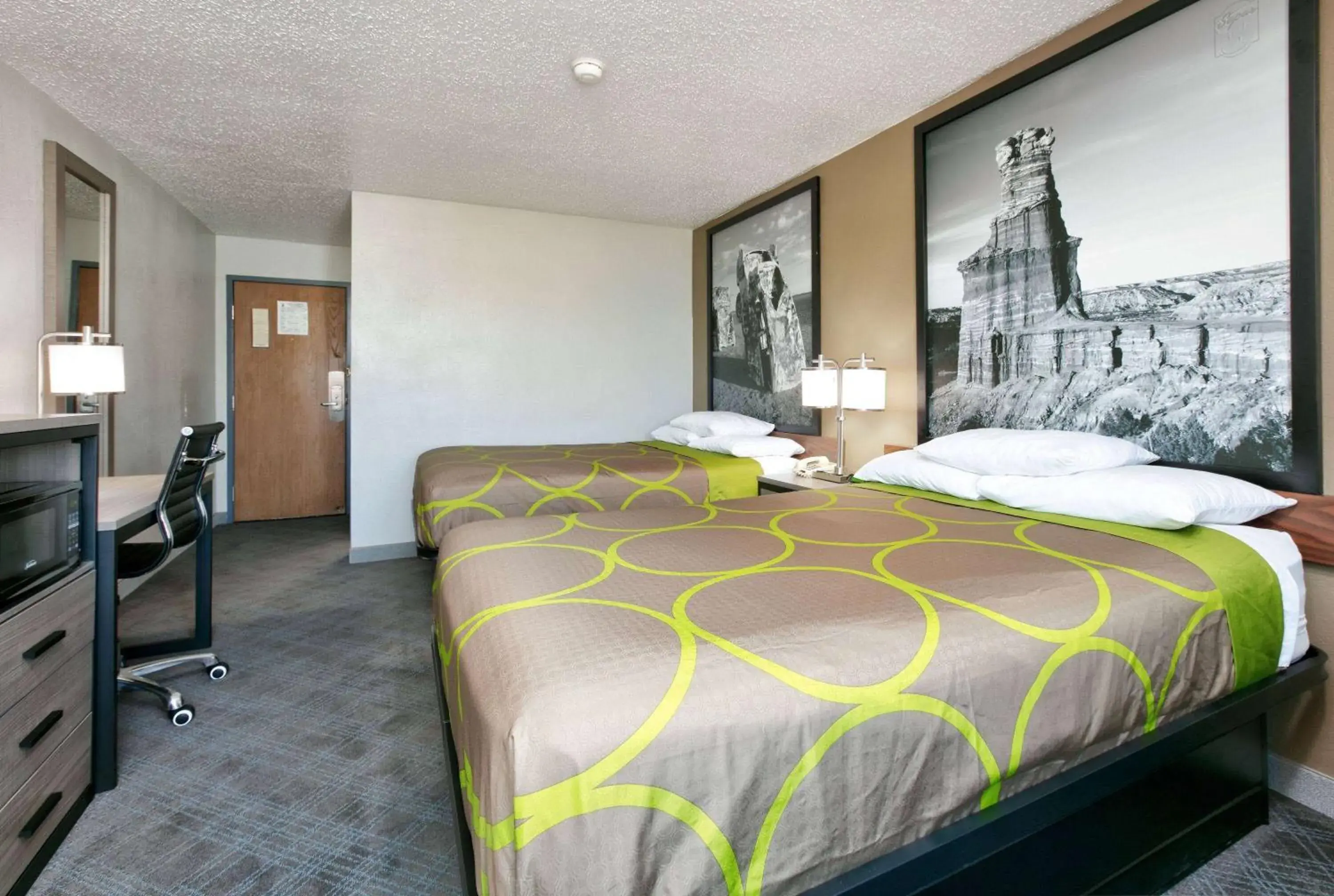 Photo of the whole room, Bed in Super 8 by Wyndham Amarillo Photo of the whole room, Bed in Super 8 by Wyndham Amarillo