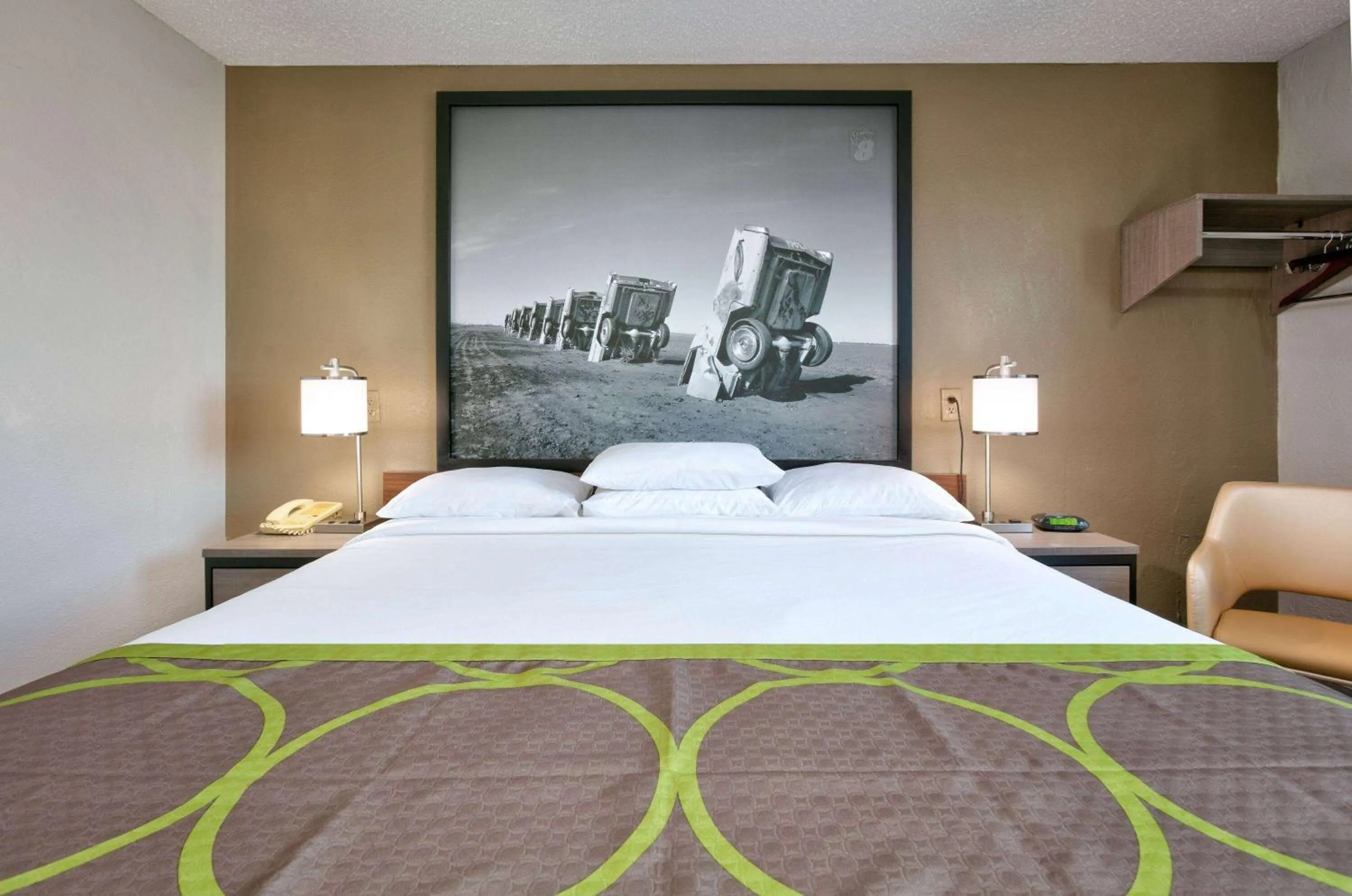 Photo of the whole room, Bed in Super 8 by Wyndham Amarillo
