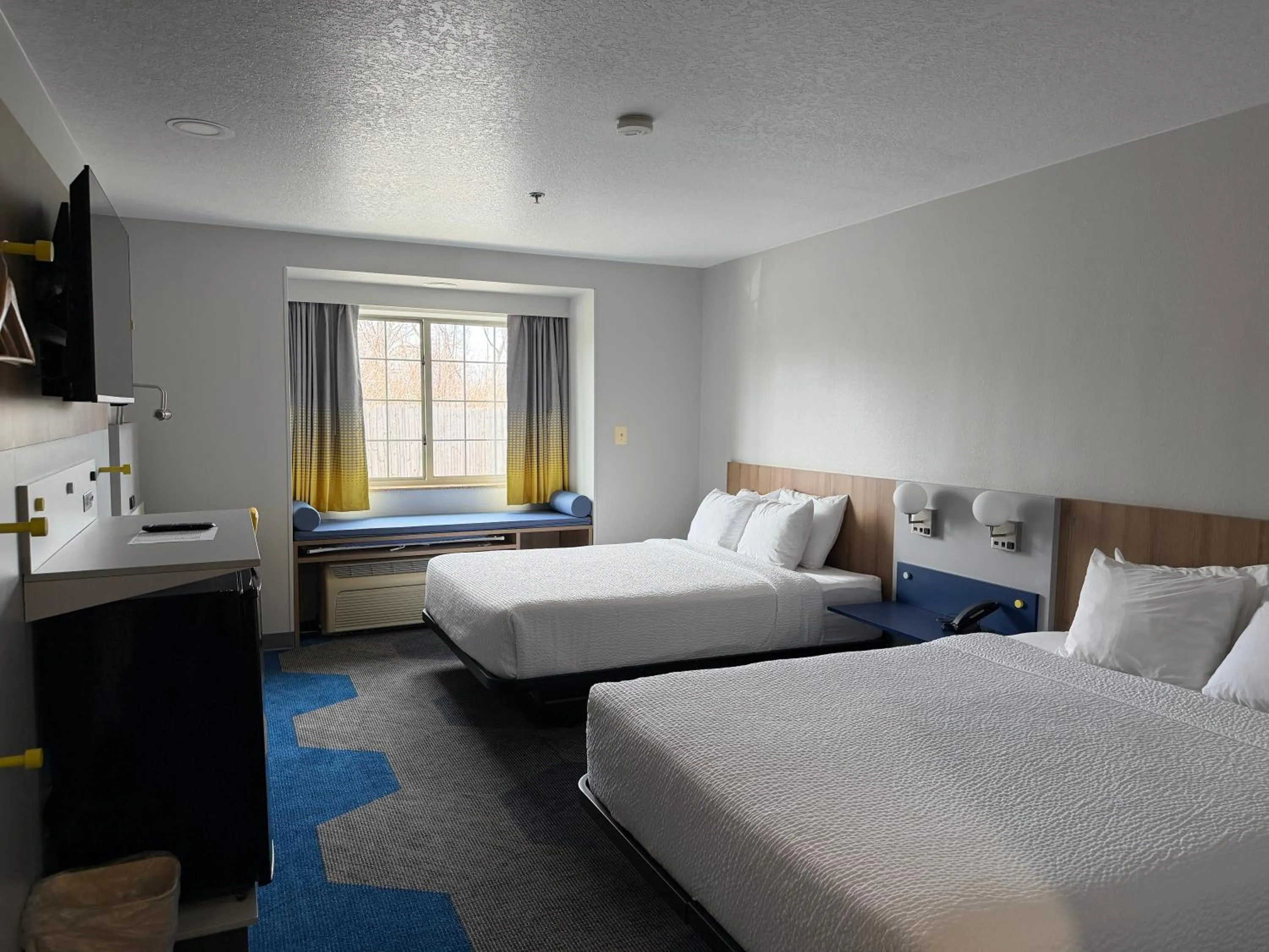 Bed in Microtel Inn & Suites by Wyndham Culpeper