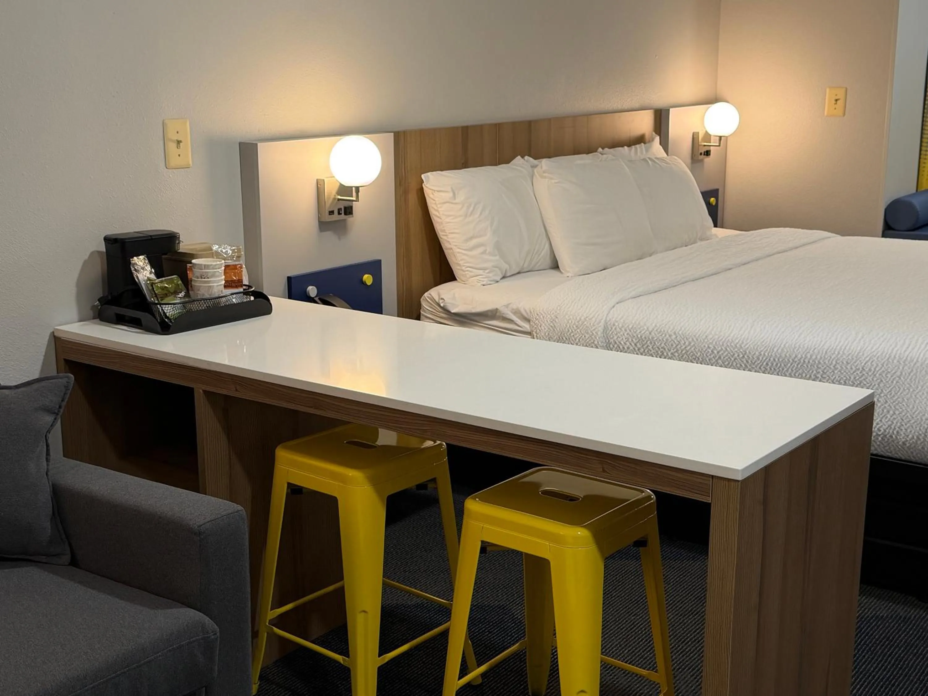 Bedroom, Bed in Microtel Inn & Suites by Wyndham Culpeper