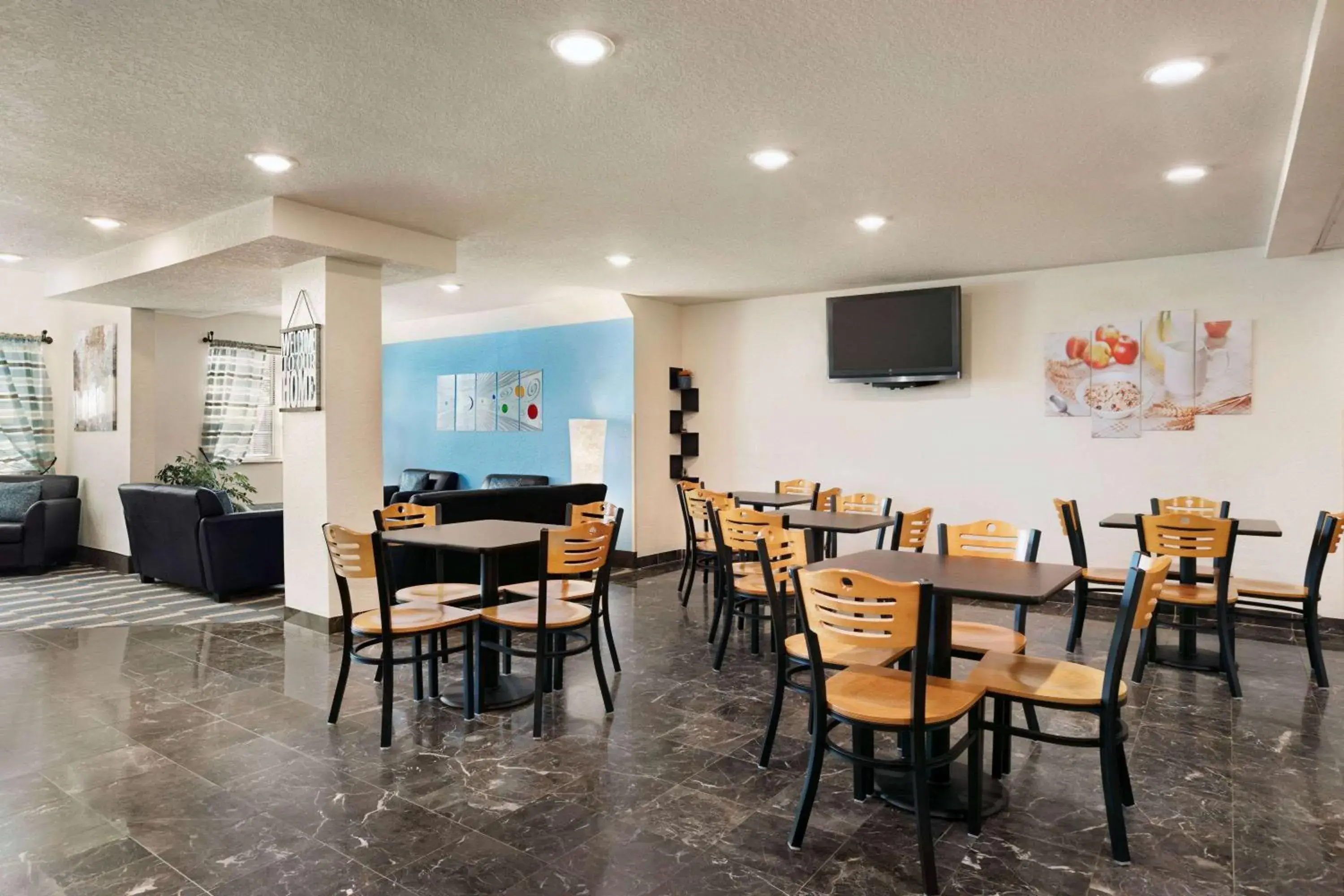Restaurant/places to eat in Microtel Inn & Suites by Wyndham Culpeper Restaurant/places to eat in Microtel Inn & Suites by Wyndham Culpeper