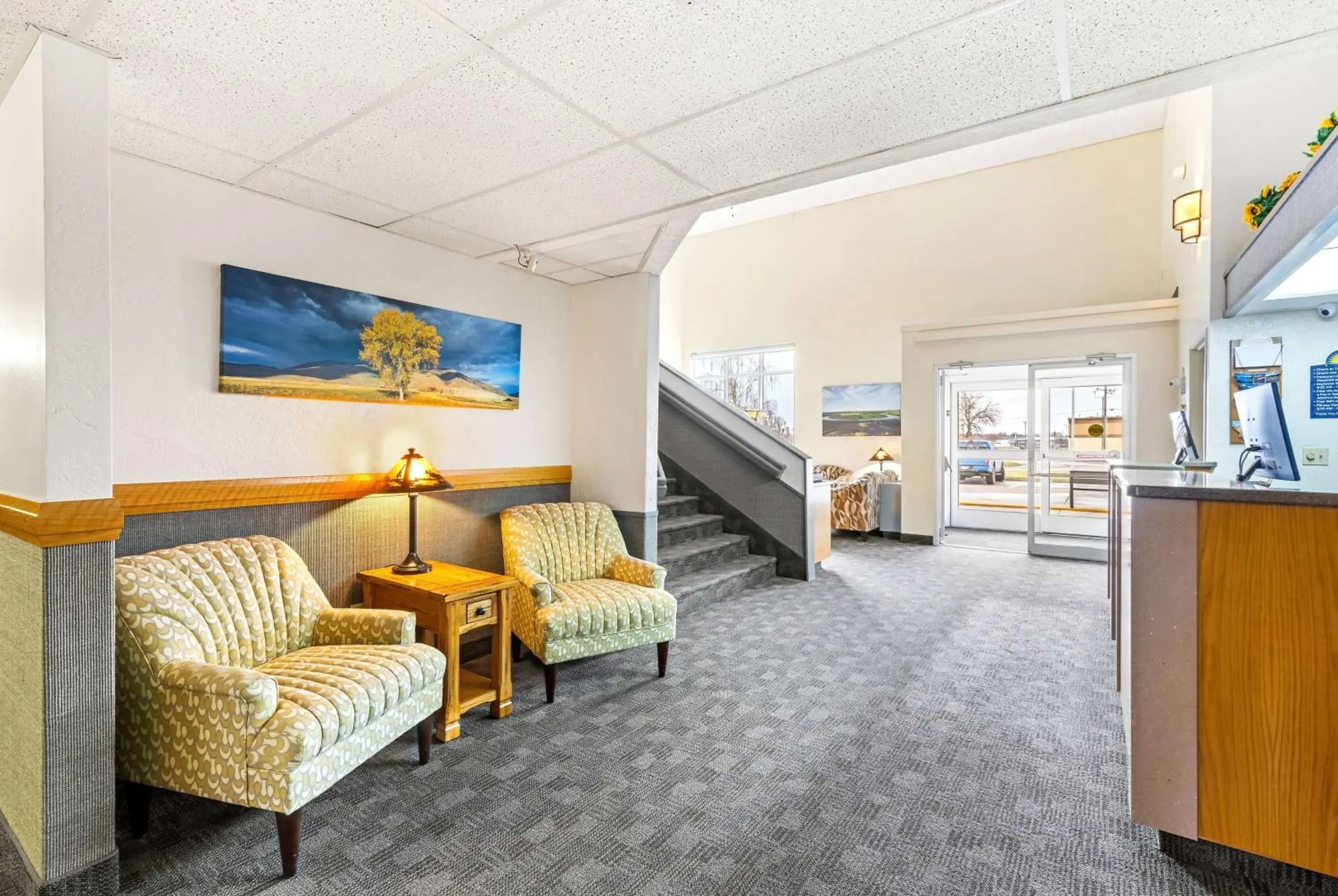 Lobby or reception in Days Inn by Wyndham Great Falls Lobby or reception in Days Inn by Wyndham Great Falls