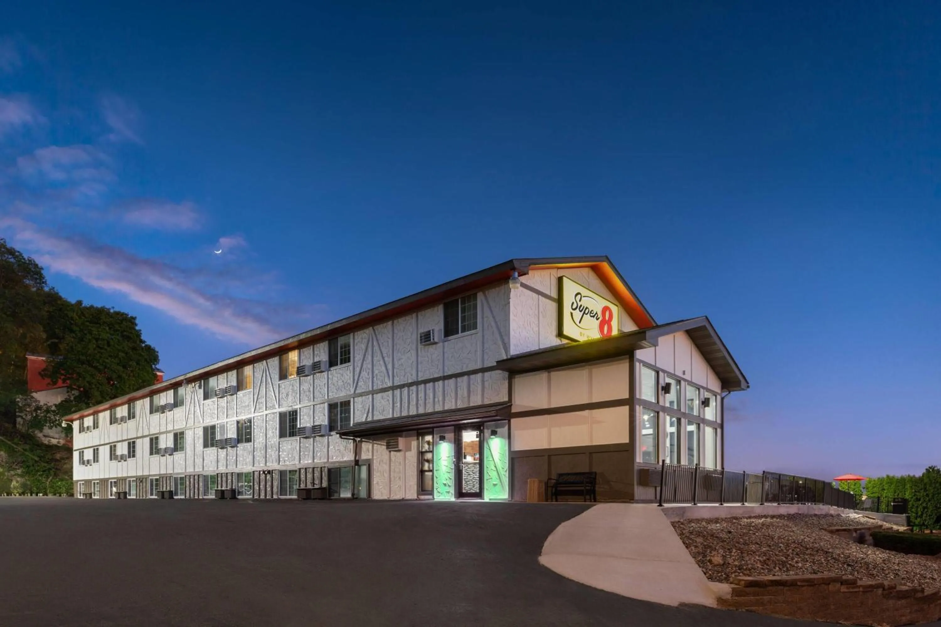 Property building in Super 8 by Wyndham Winona MN