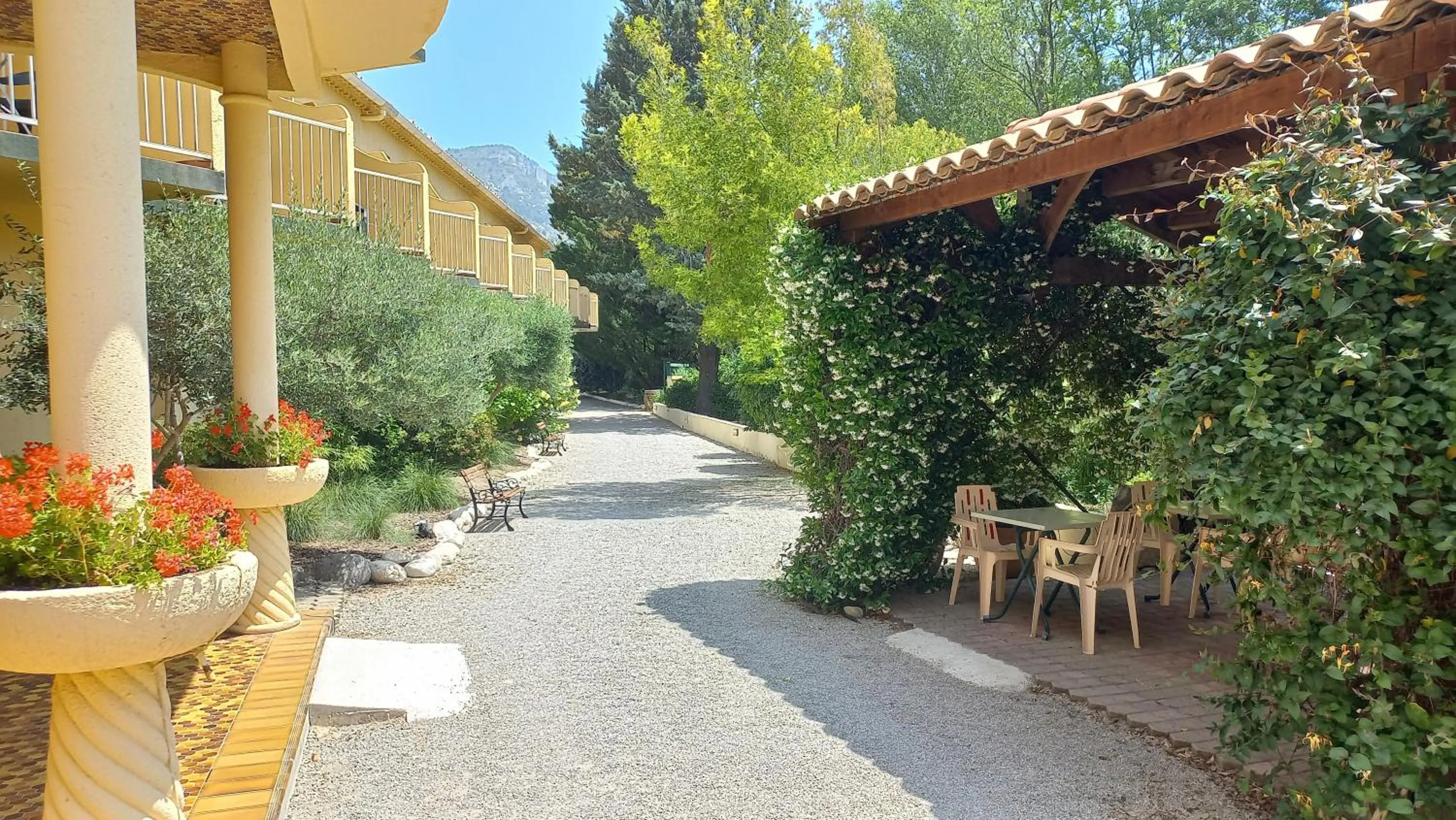 Hôtel Sous l'Olivier