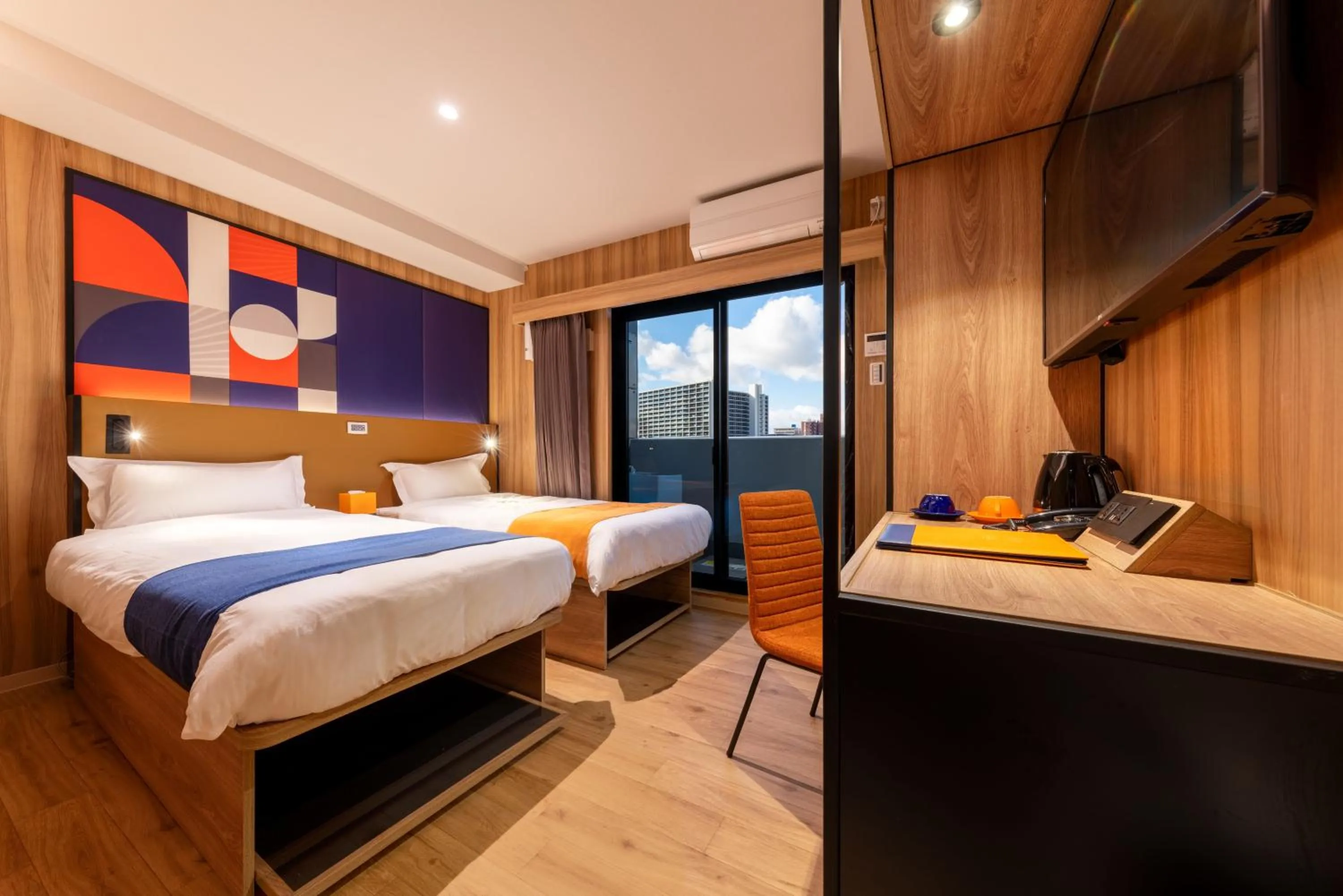 Bed in Popway Residence Tennoji