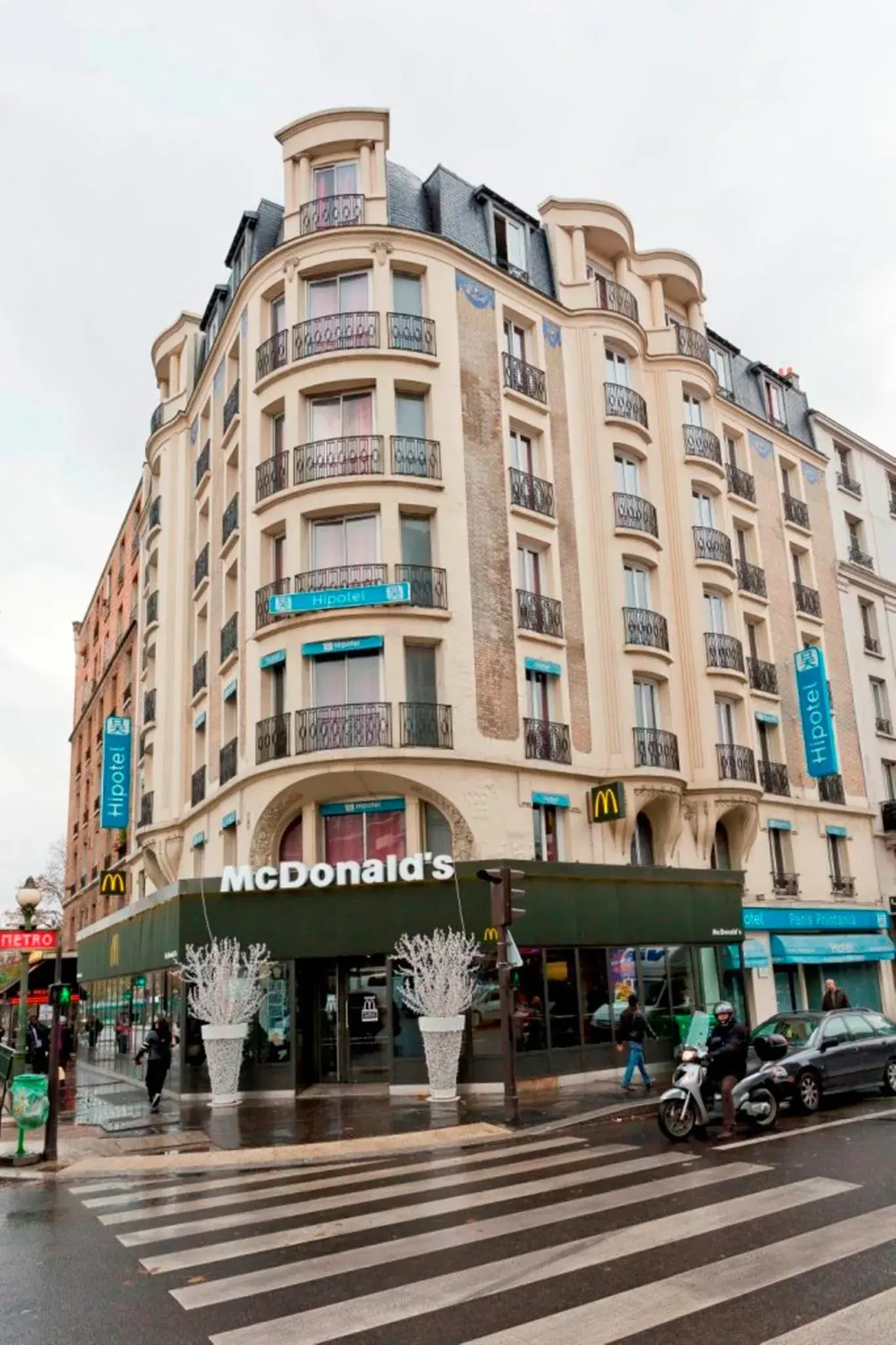 Facade/entrance, Property Building in Hipotel Paris Printania