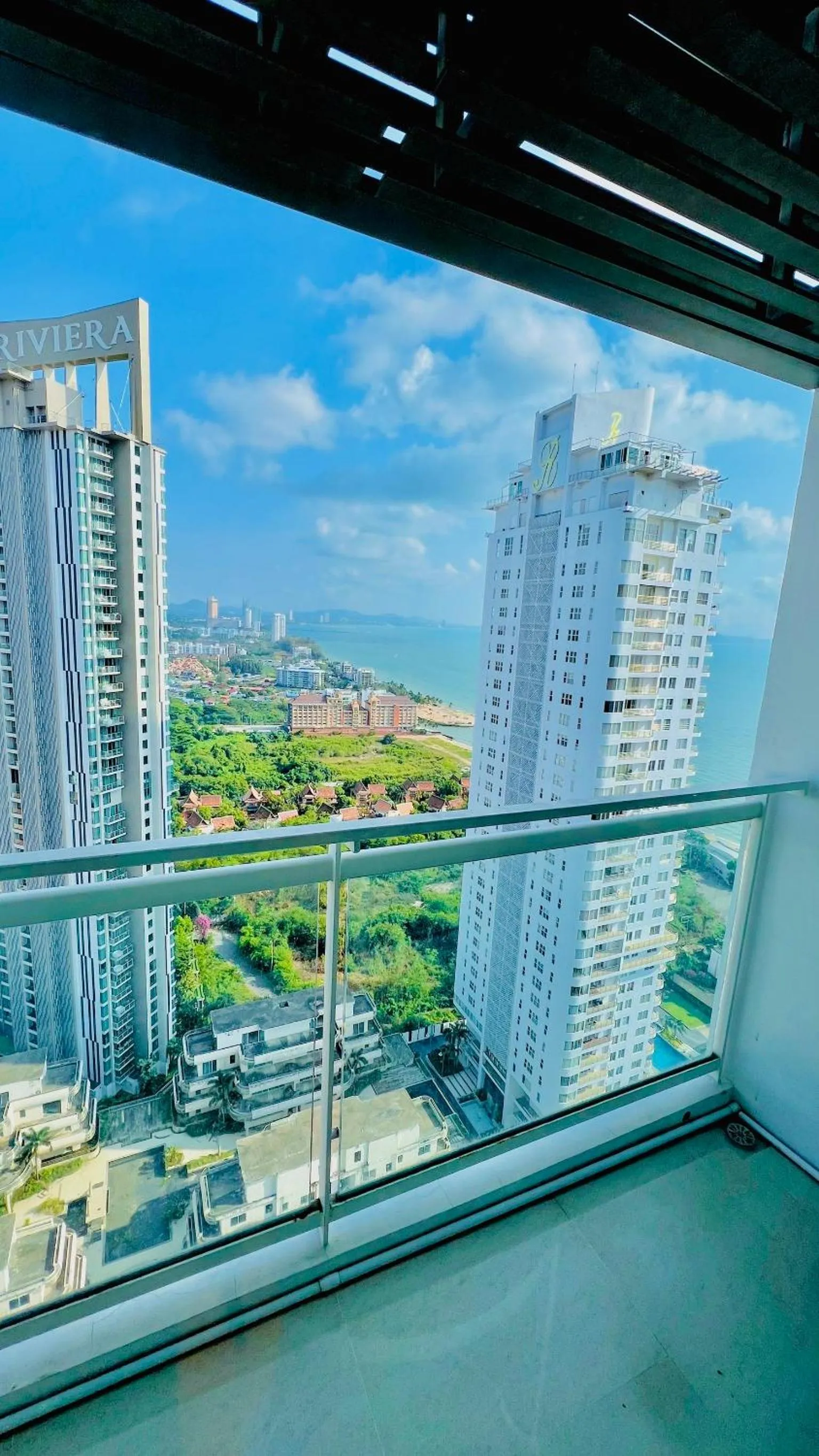 Pattaya Holiday at Veranda Residence Pattaya