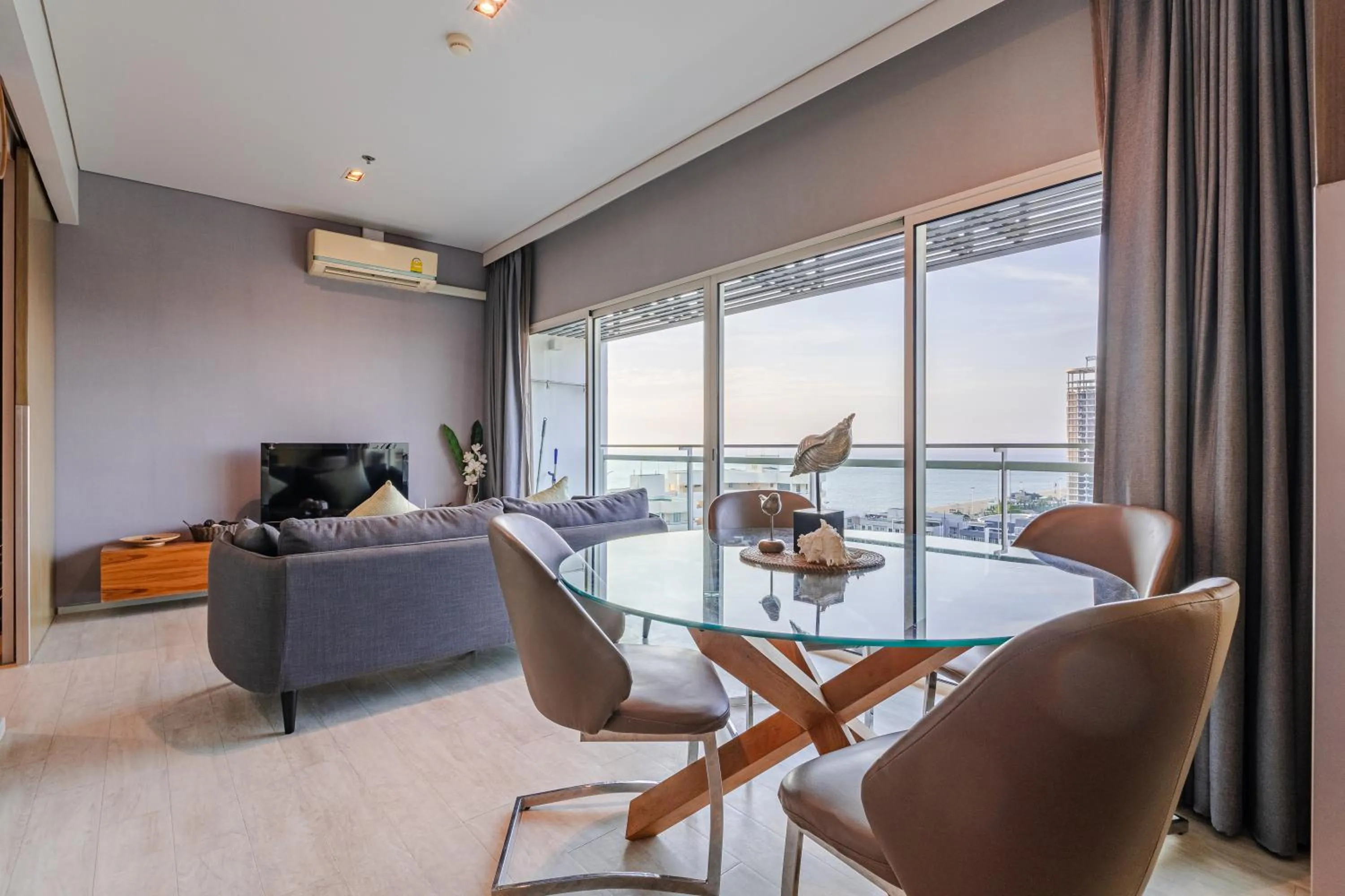 Pattaya Holiday at Veranda Residence Pattaya