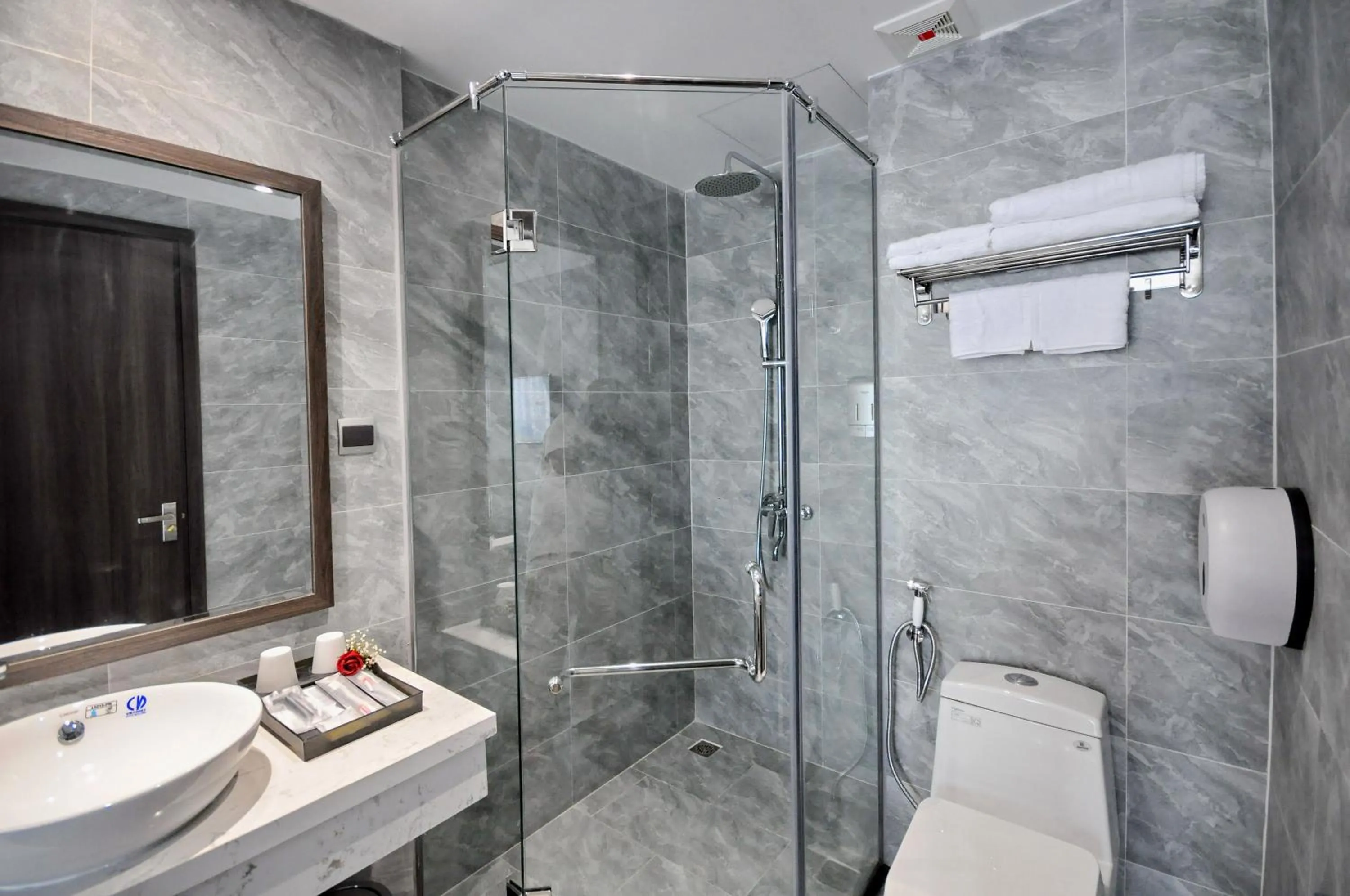 Bathroom in Ivy Hotel Nha Trang