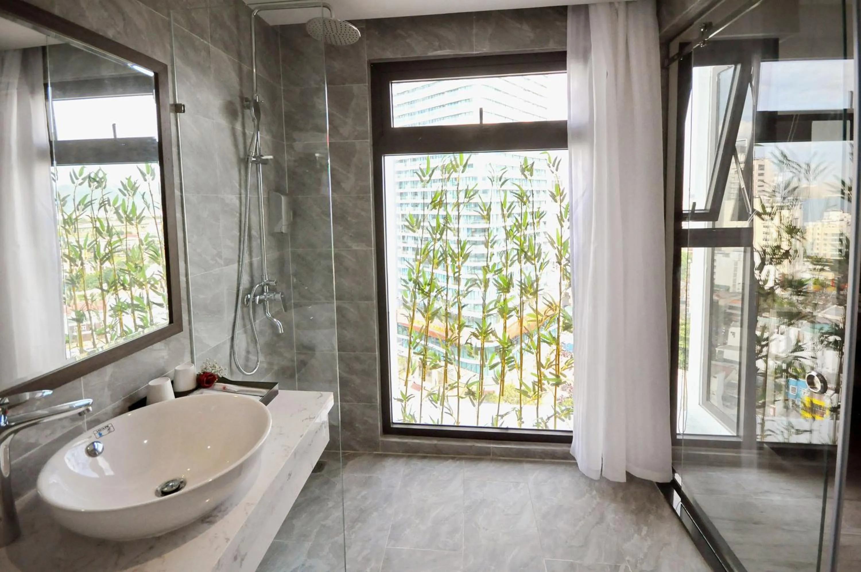 Bathroom in Ivy Hotel Nha Trang