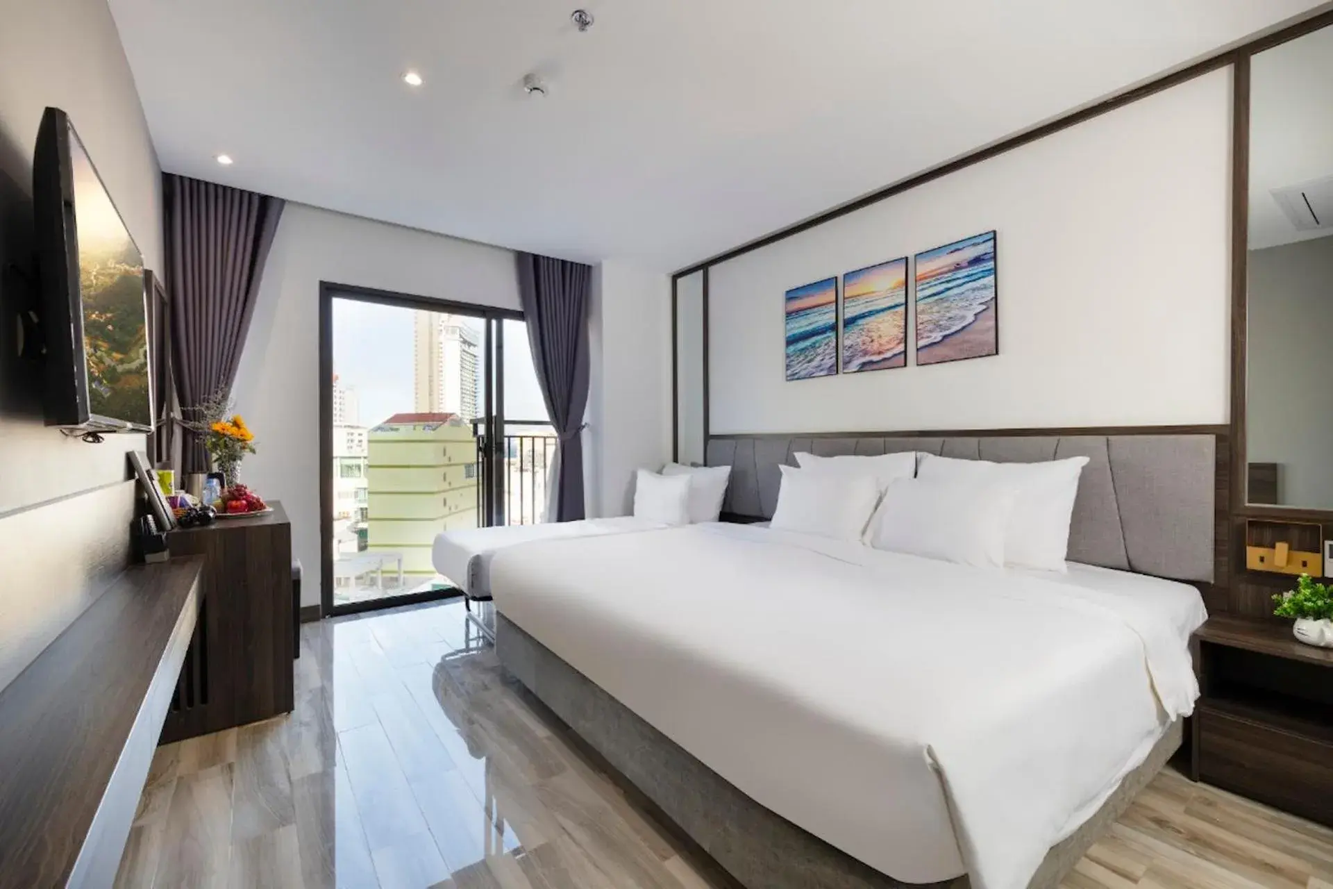 Triple Room with City View in Ivy Hotel Nha Trang Triple Room with City View in Ivy Hotel Nha Trang