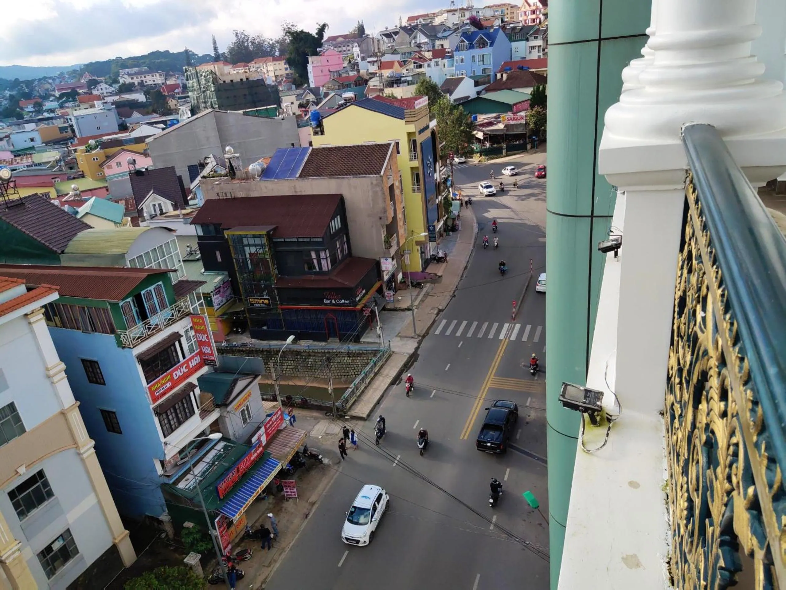 Bird's eye view in New Hampton Suits-Tam Xuan Centre Hotel