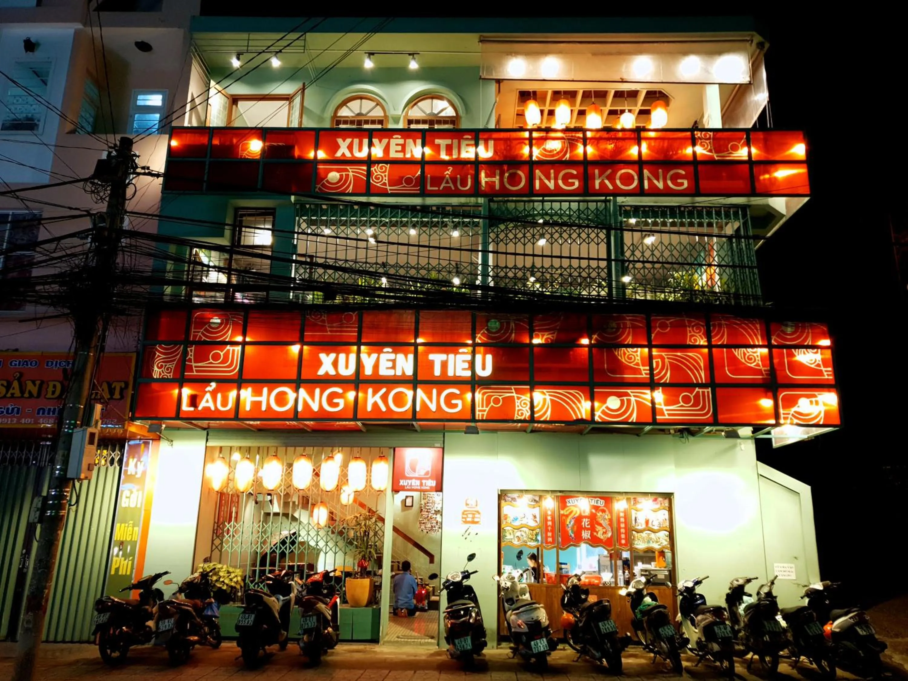 Restaurant/places to eat in New Hampton Suits-Tam Xuan Centre Hotel