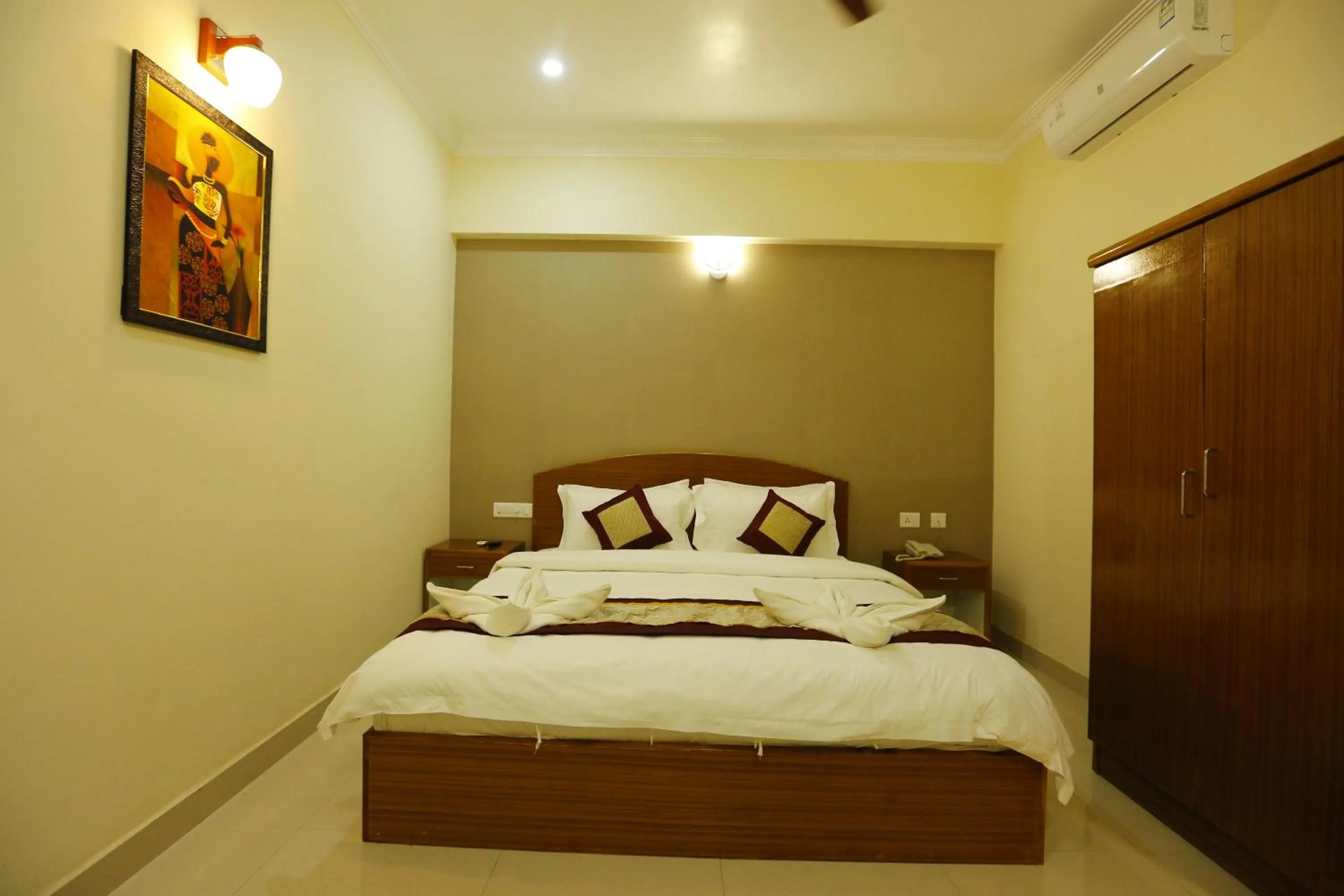 Bed in Nitheesh Residency