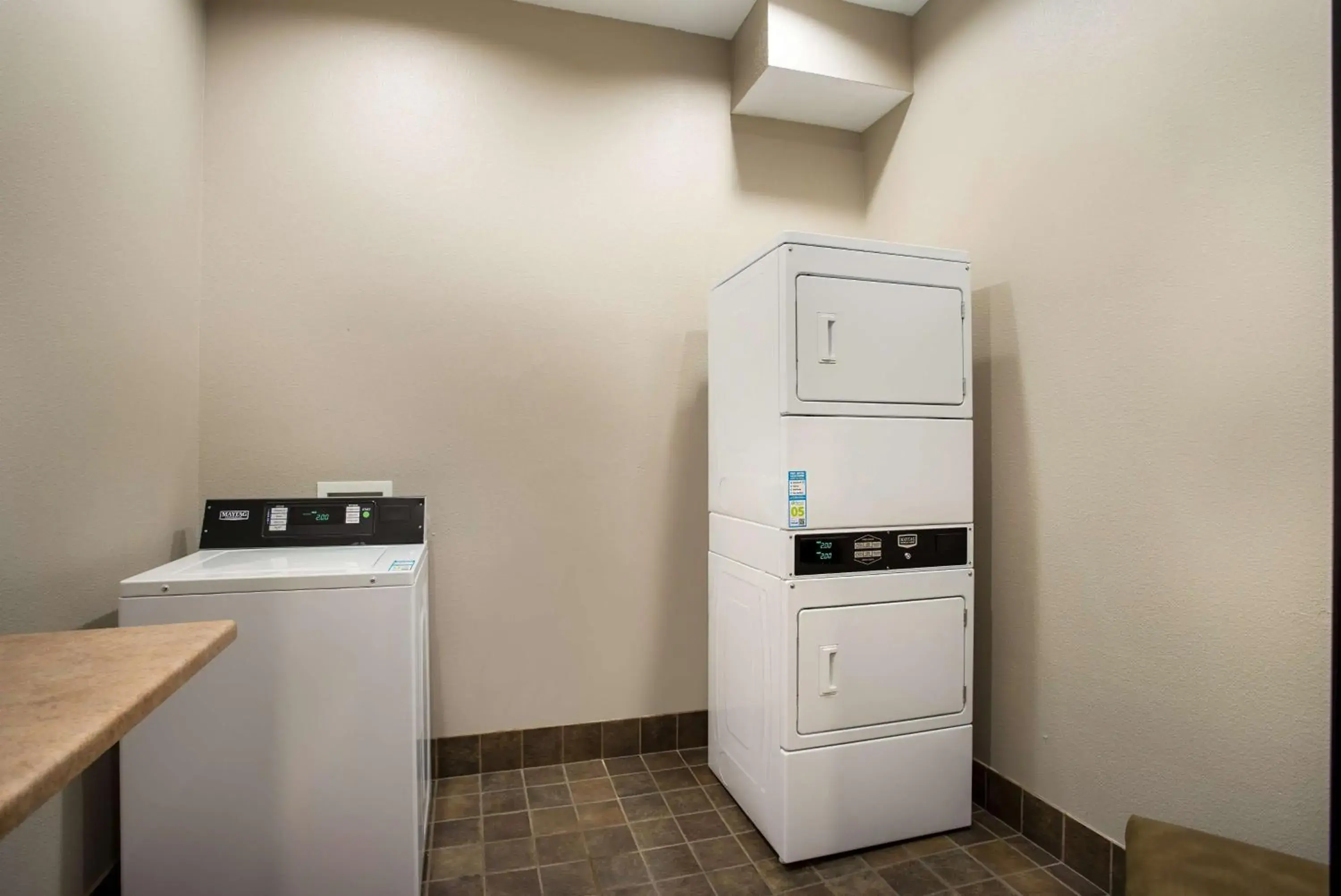 Property building in Best Western Gallup West Property building in Best Western Gallup West