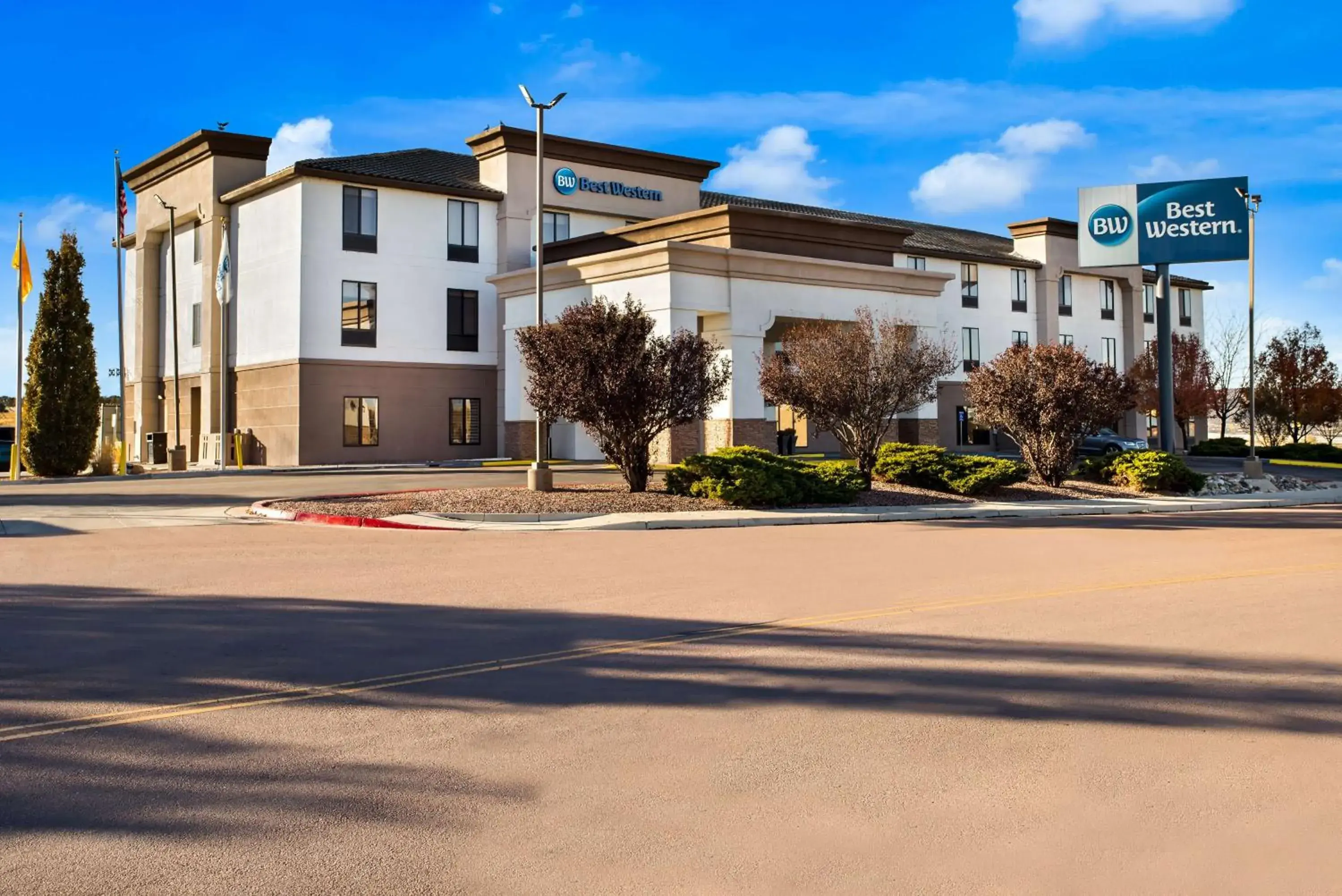 Property building in Best Western Gallup West Property building in Best Western Gallup West