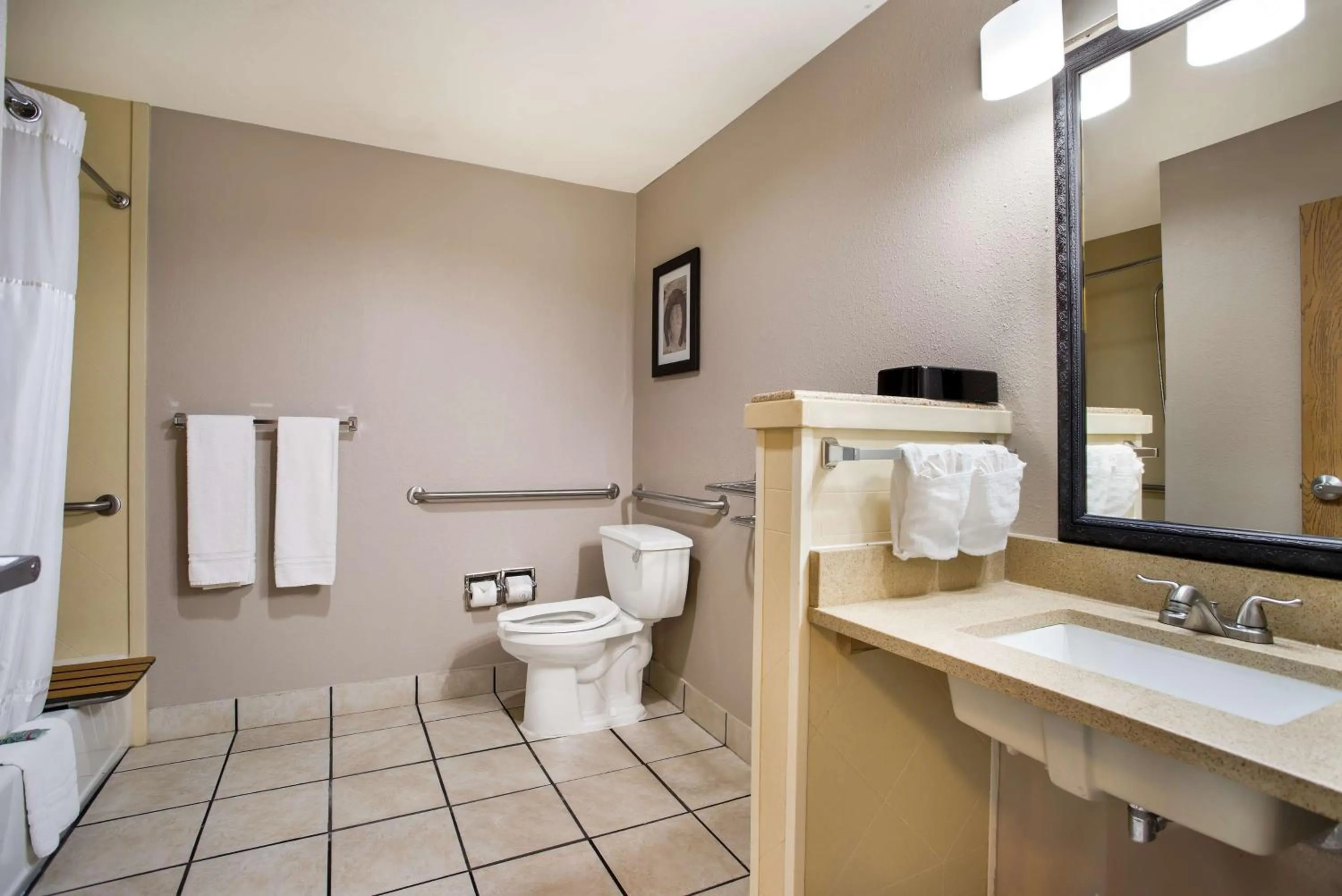 Bathroom in Best Western Gallup West