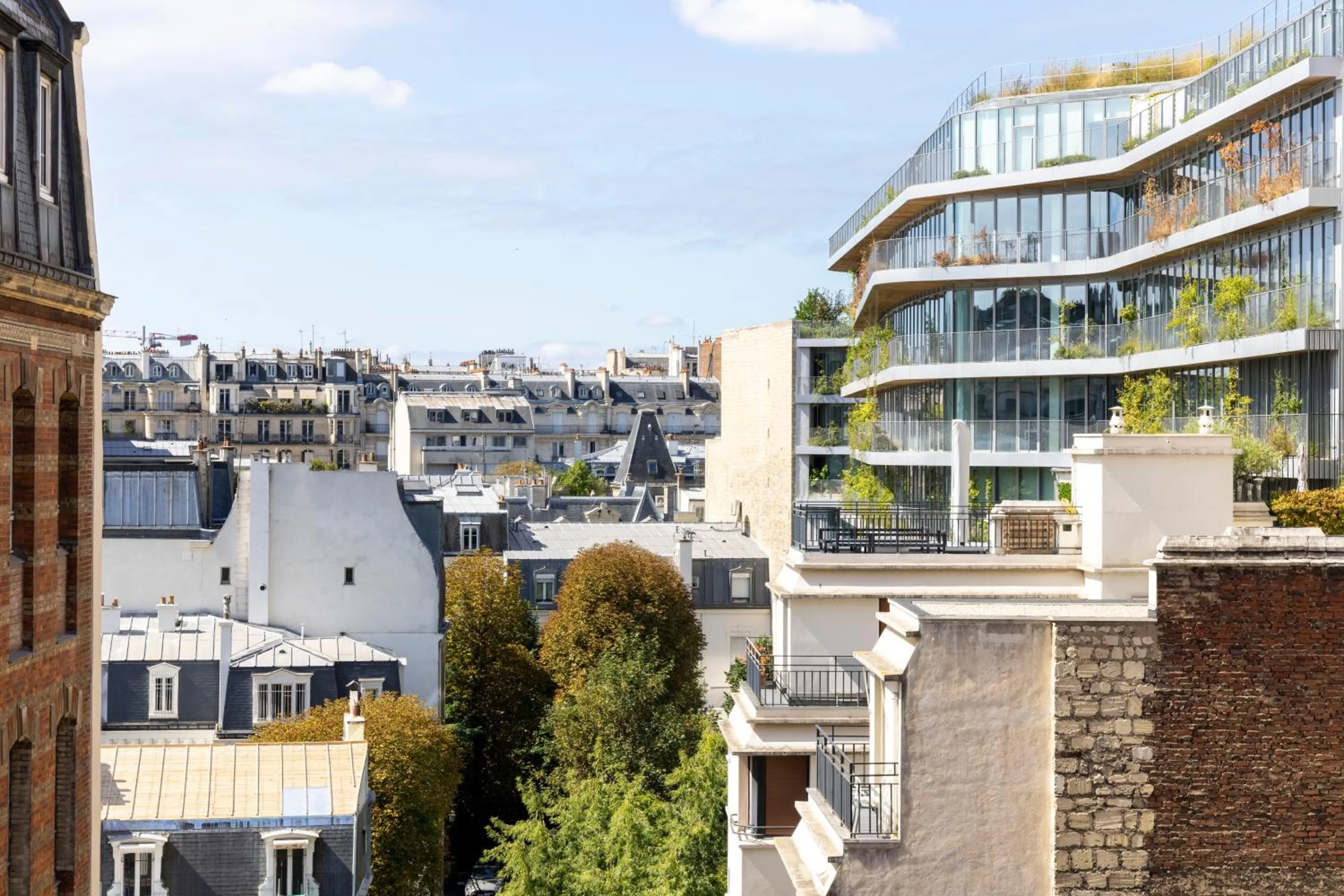 City view in Hôtel Toujours & Spa